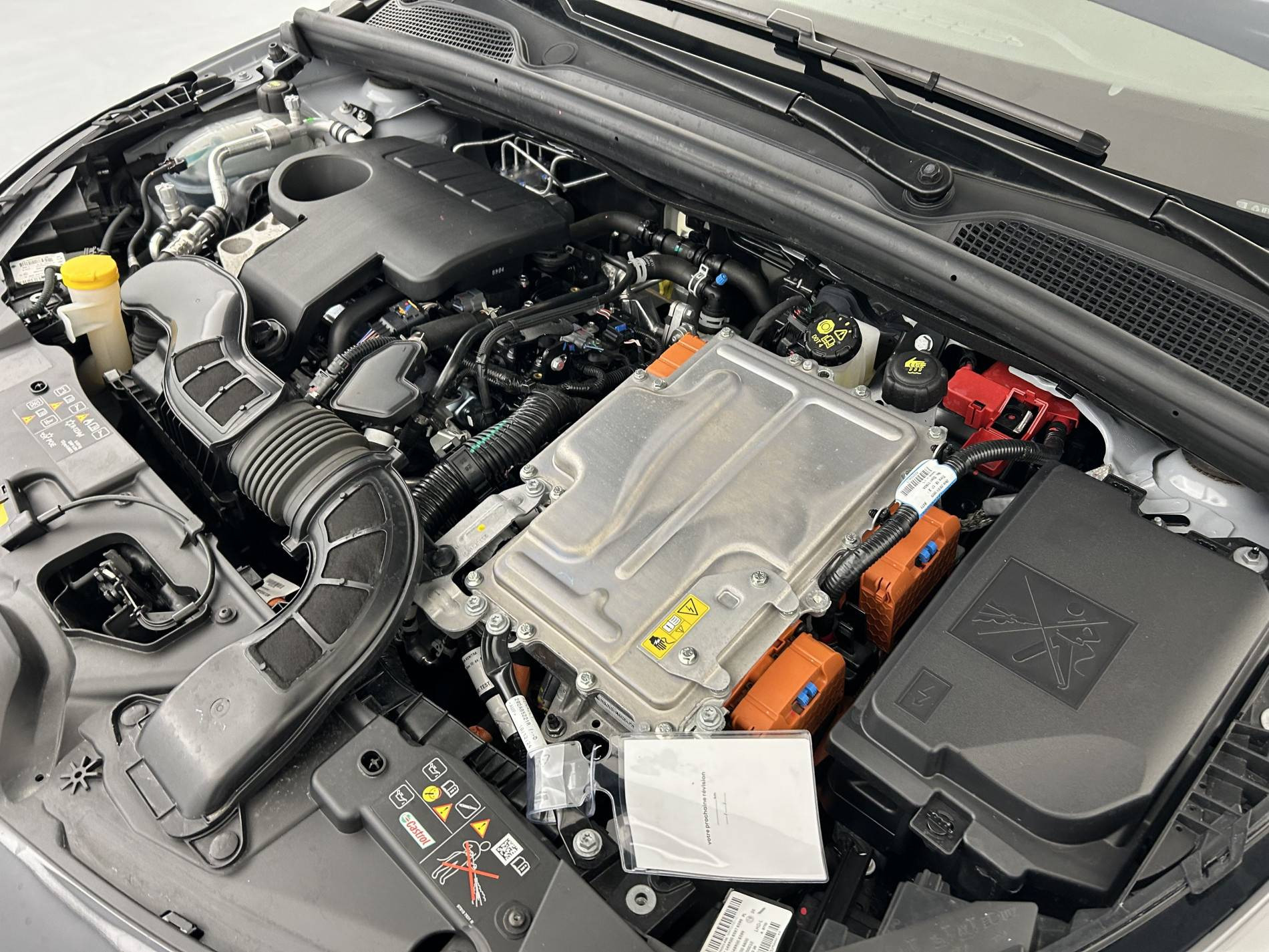 Vente en ligne Renault Clio 5 Clio E-Tech full hybrid 145 ch GSR2 au prix de 20 490 €