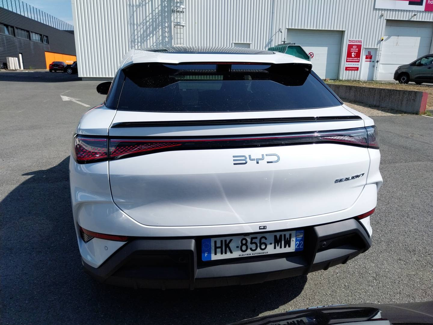 Vente en ligne Byd Sealion 7  82,5 kWh 313ch RWD au prix de 41 990 €