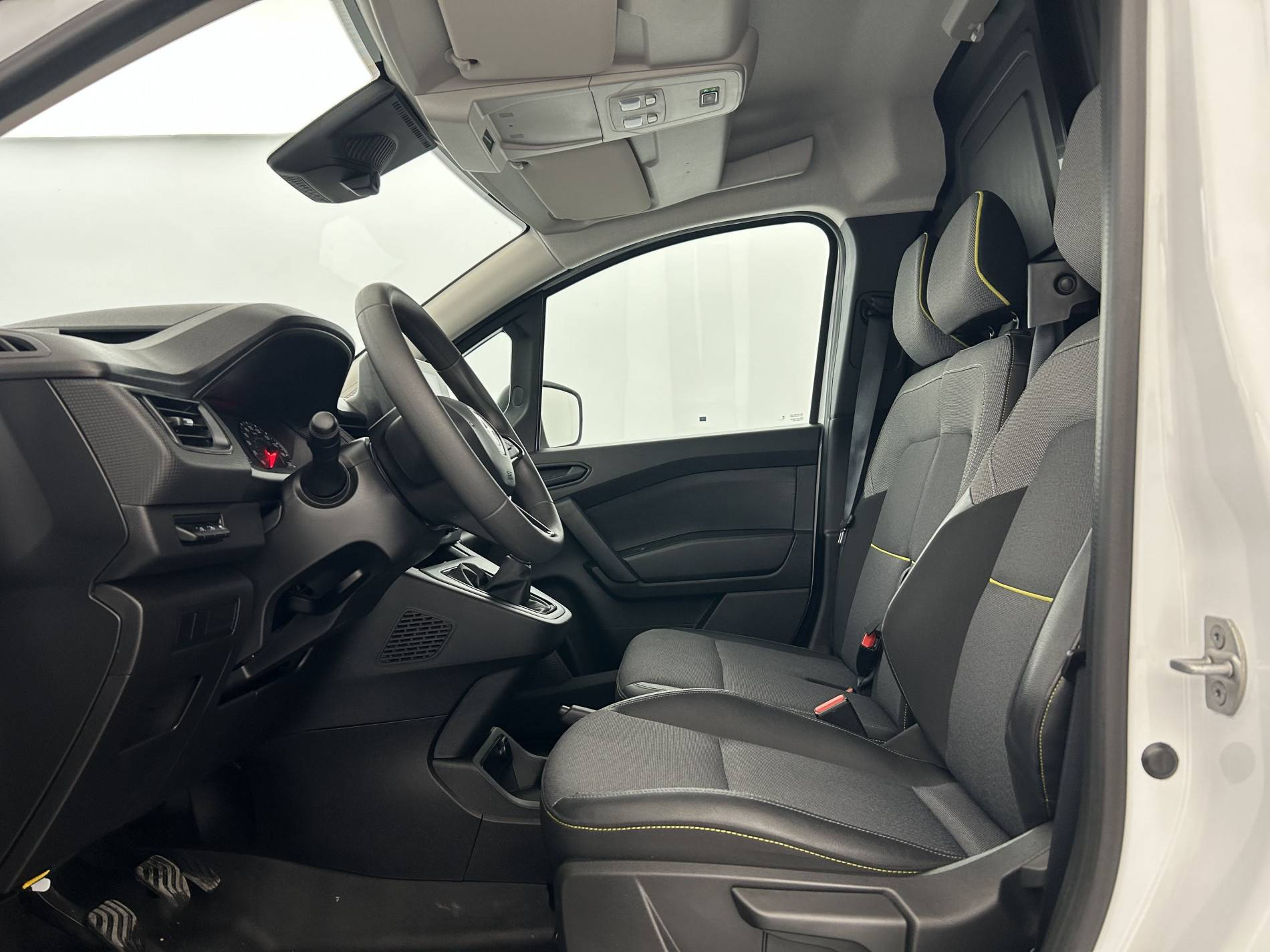 Vente en ligne Renault Kangoo Van  BLUE DCI 75 au prix de 15 490 €