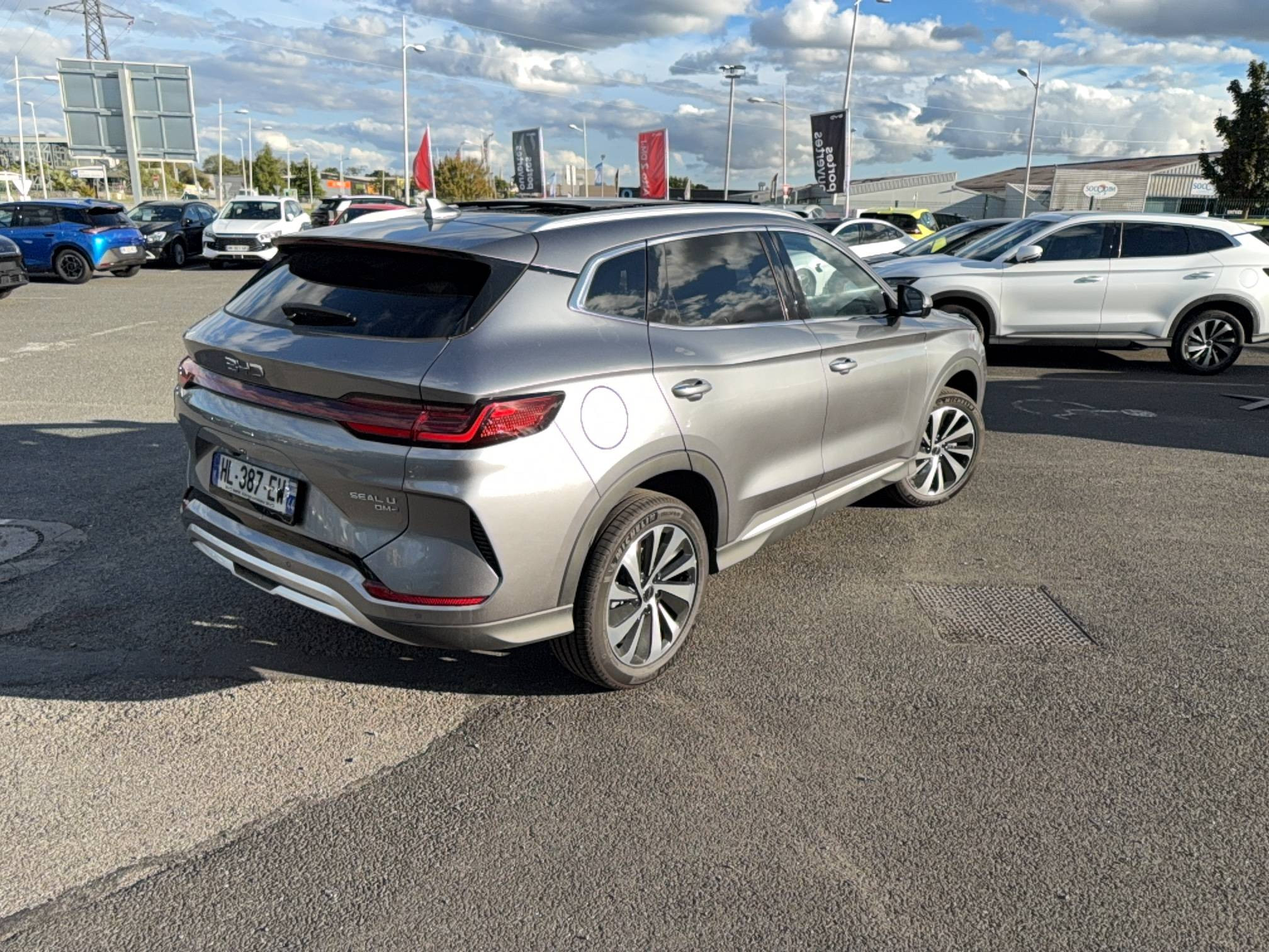 Vente en ligne Byd Seal U  1.5l DM-i 218 ch PHEV au prix de 35 990 €