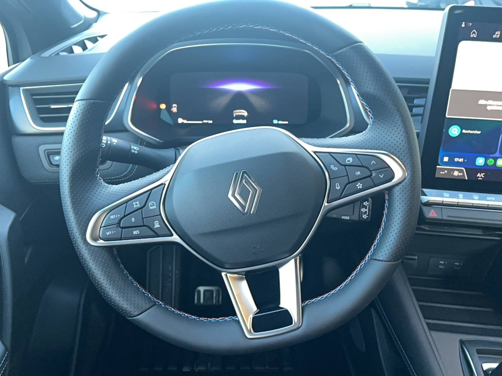 Vente en ligne Renault Captur  E-Tech full hybrid 160 ch au prix de 33 990 €