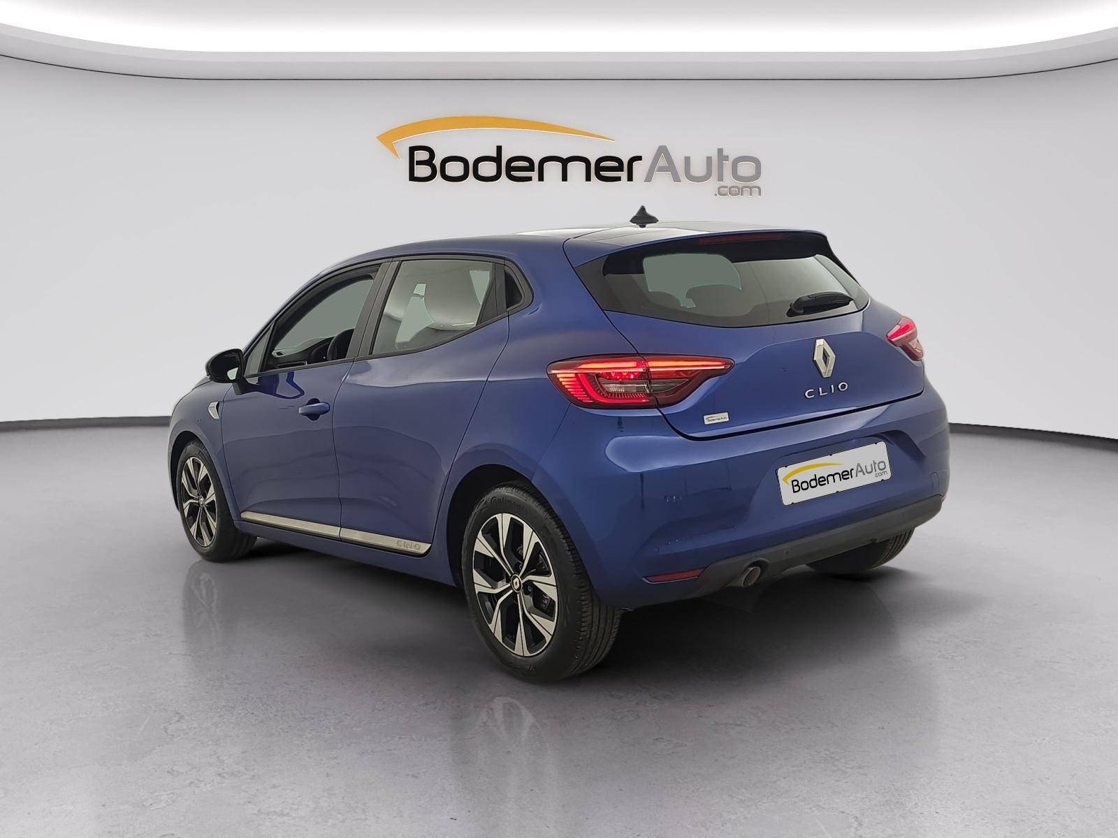 Vente en ligne Renault Clio 5 Clio TCe 90 - 21N au prix de 14 390 €
