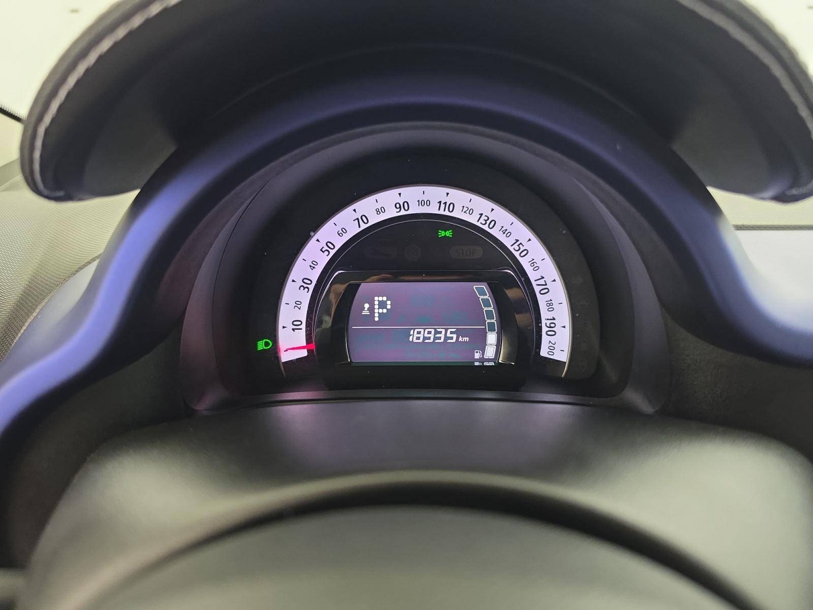 Vente en ligne Renault Twingo 3  0.9 TCe 90 au prix de 12 490 €