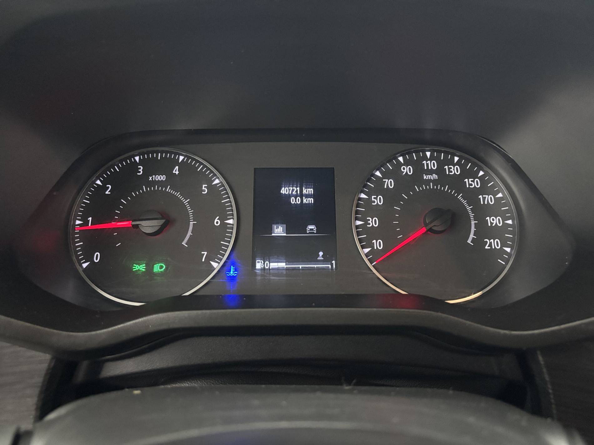 Vente en ligne Renault Trafic 3 Fourgon TRAFIC FGN L1H1 2800 KG BLUE DCI 110 au prix de 20 490 €
