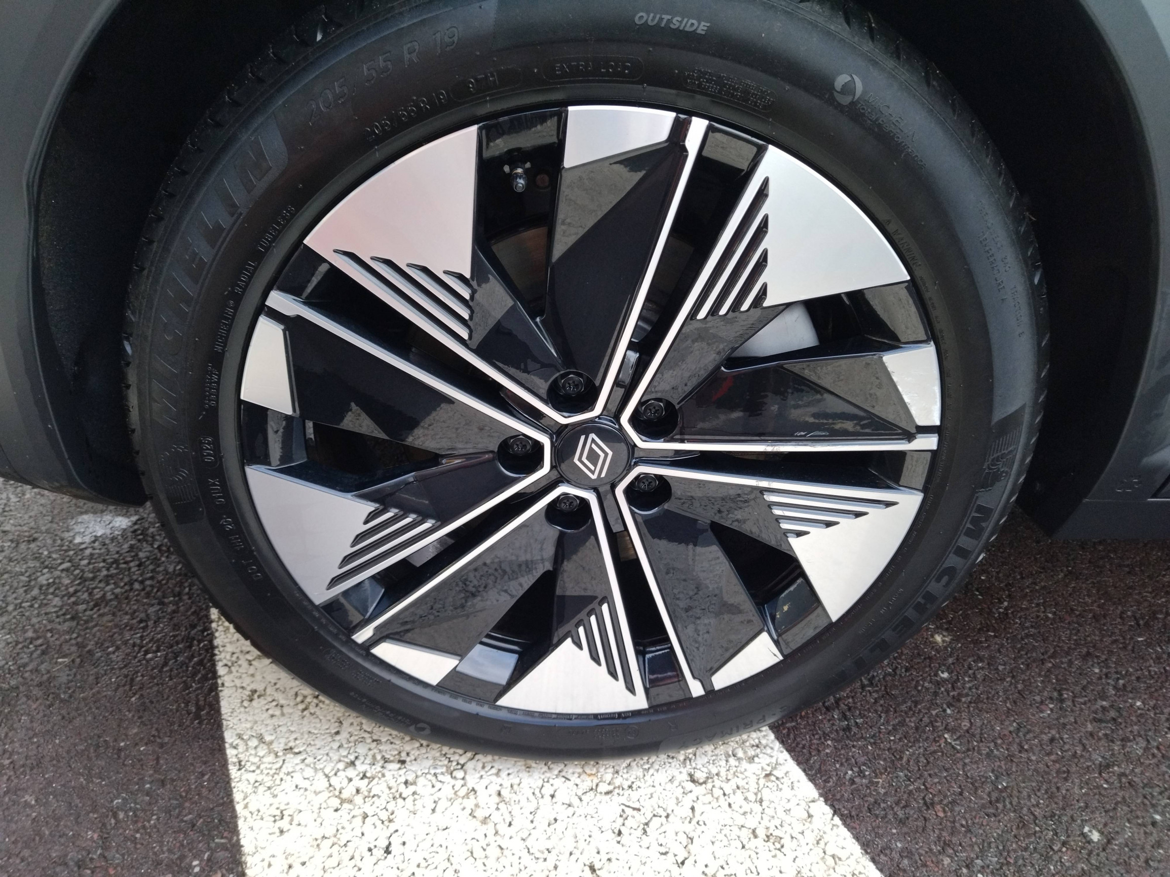 Vente en ligne Renault Scenic E-Tech  220 ch grande autonomie au prix de 37 990 €