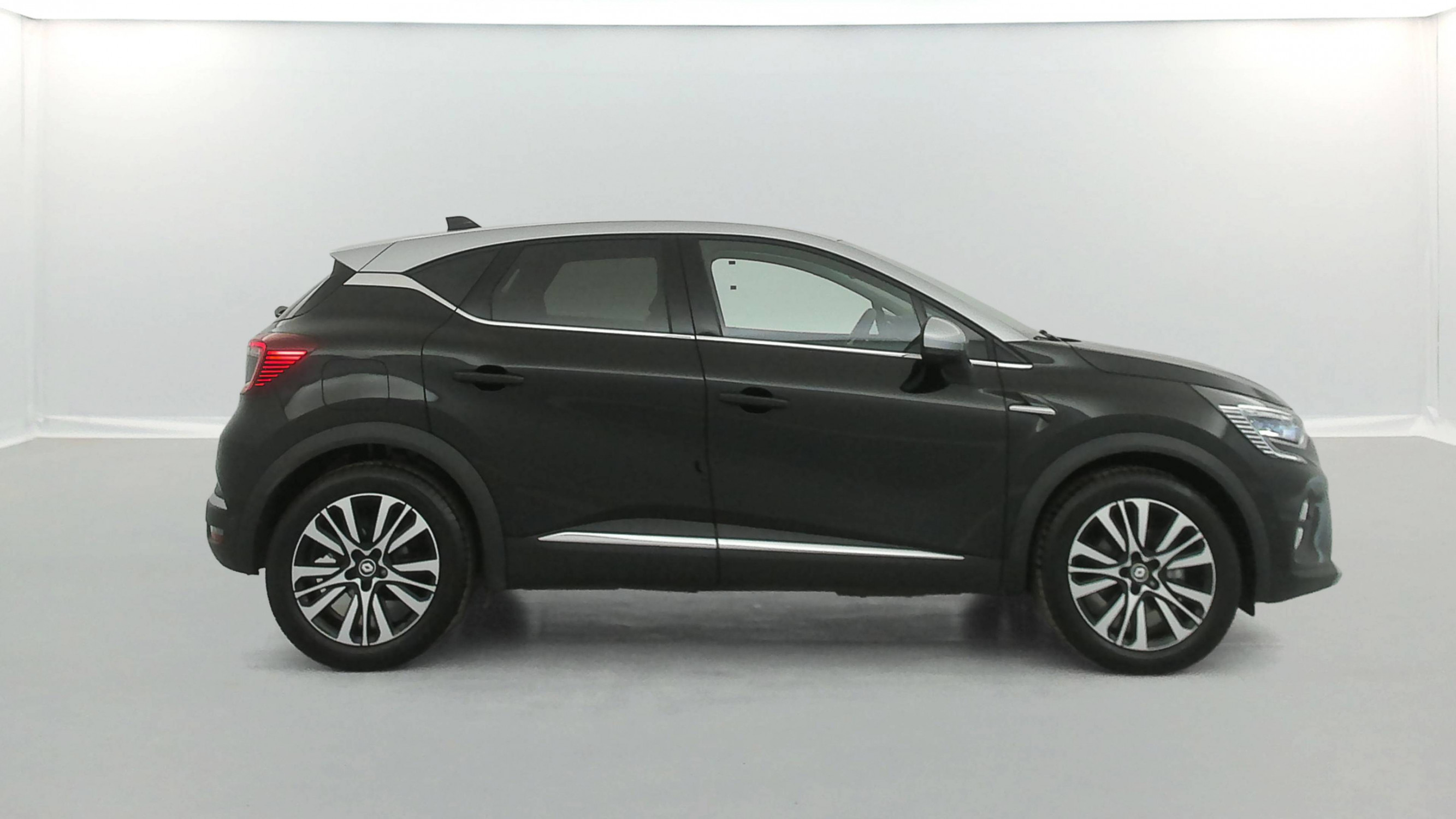 Vente en ligne Renault Captur  E-Tech full hybrid 145 au prix de 23 490 €