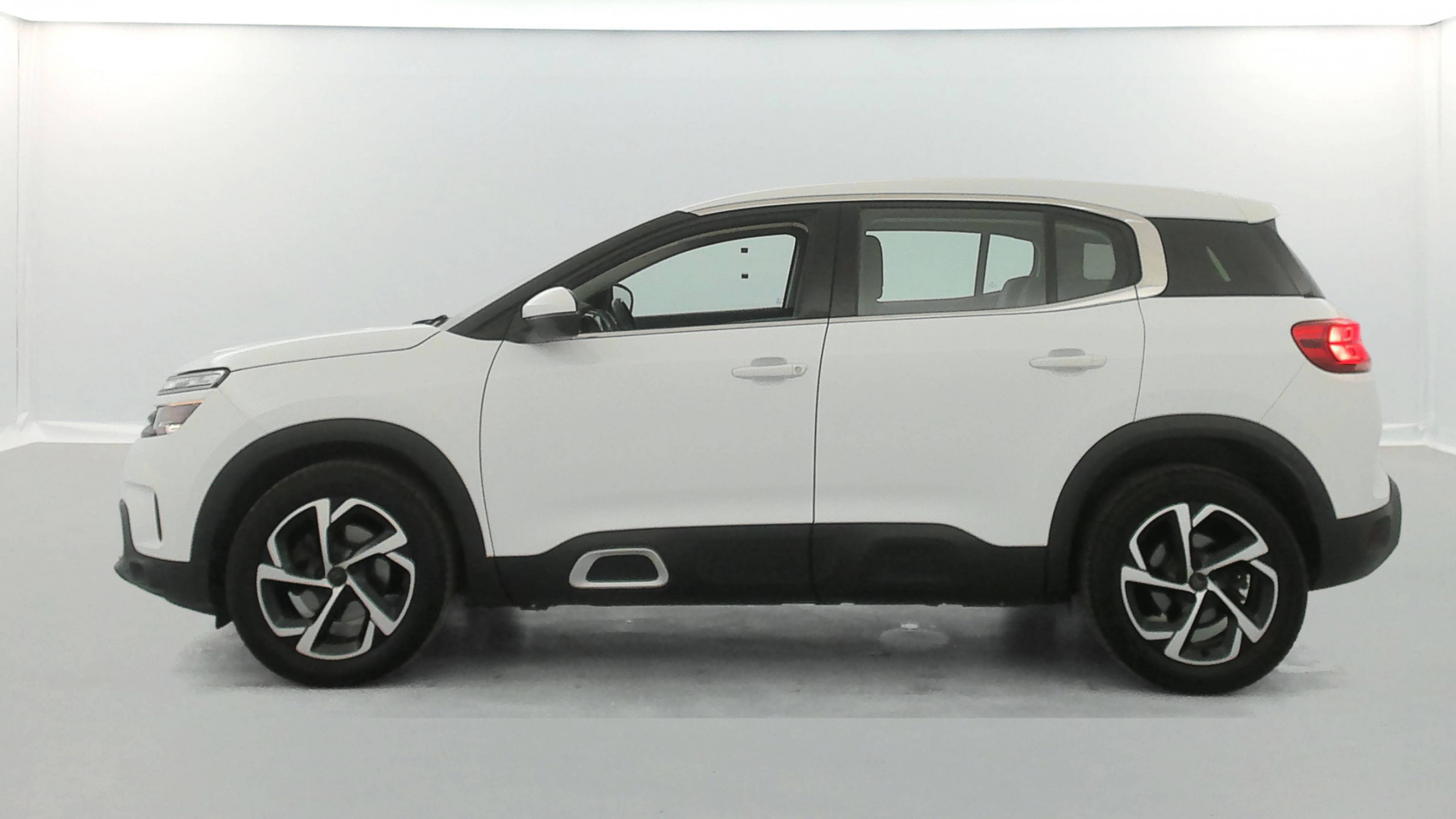 Vente en ligne Citroën C5 Aircross C5 Aircross BlueHDi 130 S&S BVM6 au prix de 12 890 €