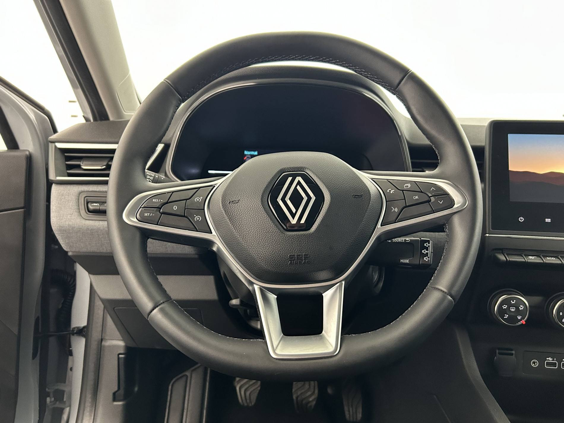 Vente en ligne Renault Clio 5 Clio TCe 90 au prix de 15 790 €