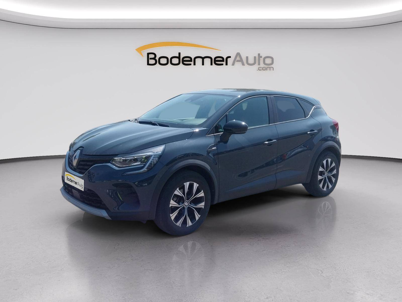 Renault Captur  E-Tech full hybrid 145 occasion de 2023 en vente à Lannion
