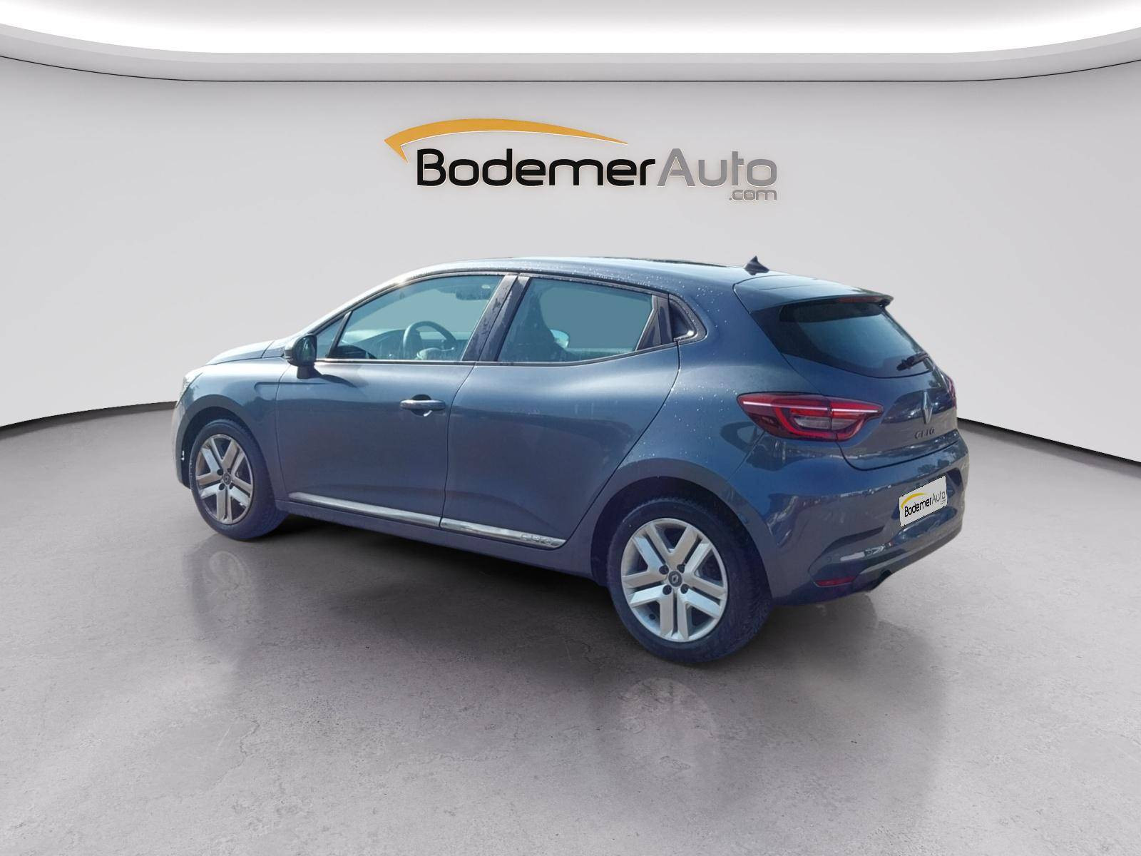 Vente en ligne Renault Clio 5 Clio TCe 100 au prix de 11 490 €