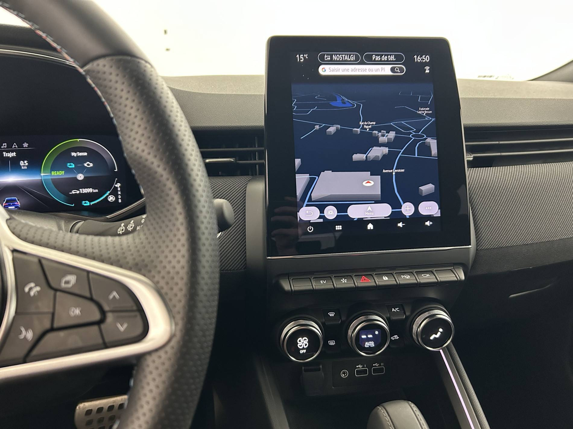 Vente en ligne Renault Clio 5 Clio E-Tech full hybrid 145 au prix de 21 990 €