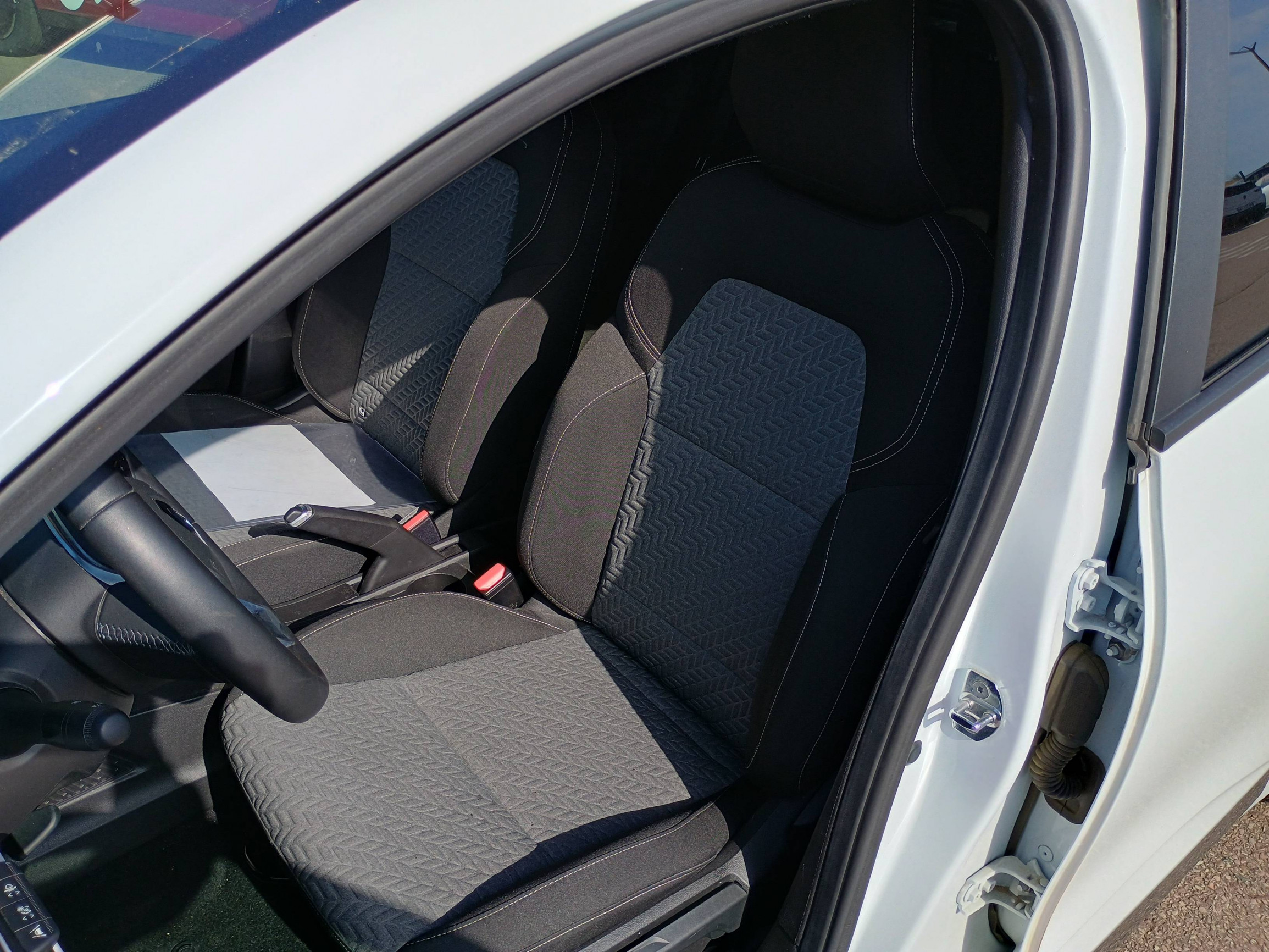 Vente en ligne Renault Clio 5 Clio Blue dCi 100 au prix de 13 991 €