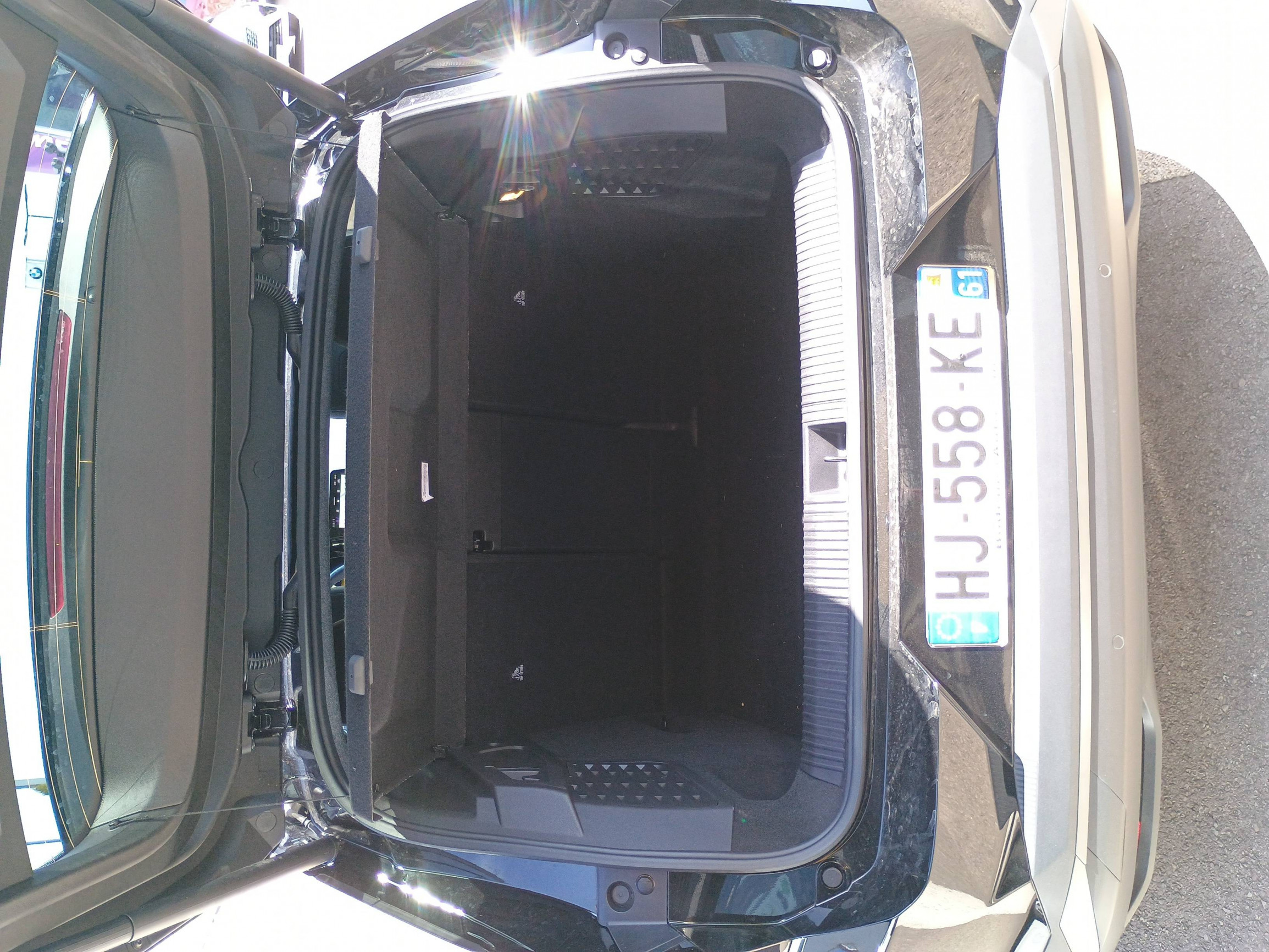 Vente en ligne Renault Scenic E-Tech  220 ch grande autonomie au prix de 45 999 €