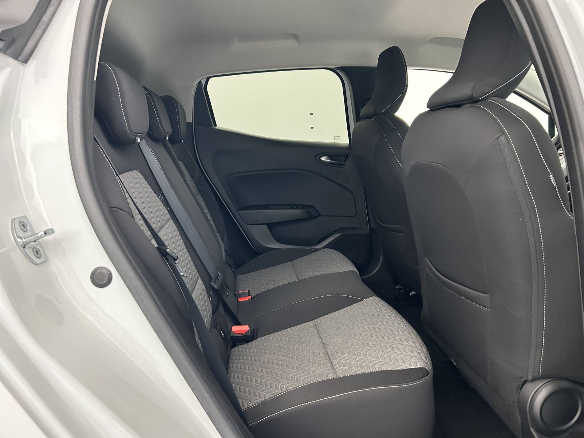 Vente en ligne Renault Clio 5 Clio SCe 65 au prix de 14 491 €