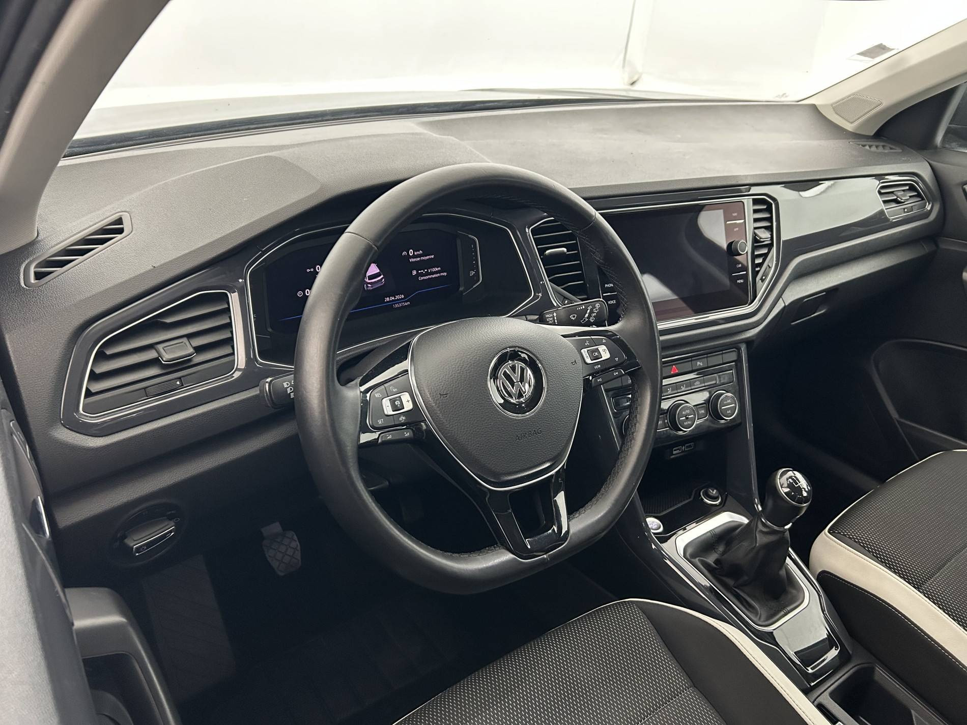 Vente en ligne Volkswagen T-Roc  1.5 TSI 150 EVO Start/Stop BVM6 au prix de 15 990 €