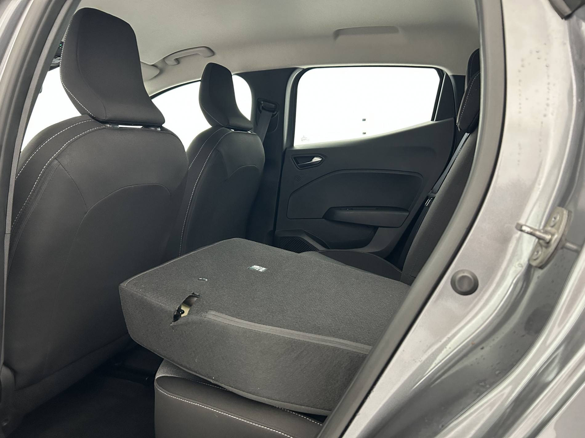 Vente en ligne Renault Clio 5 Clio TCe 90 au prix de 15 490 €