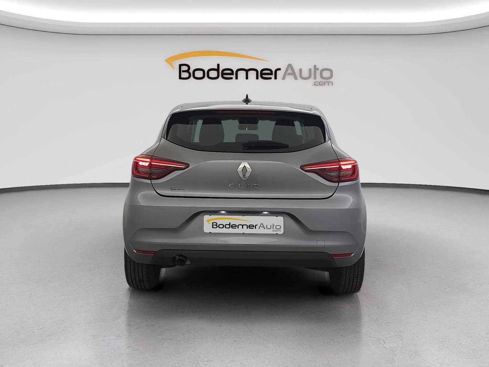 Vente en ligne Renault Clio 5 Clio TCe 90 au prix de 14 290 €