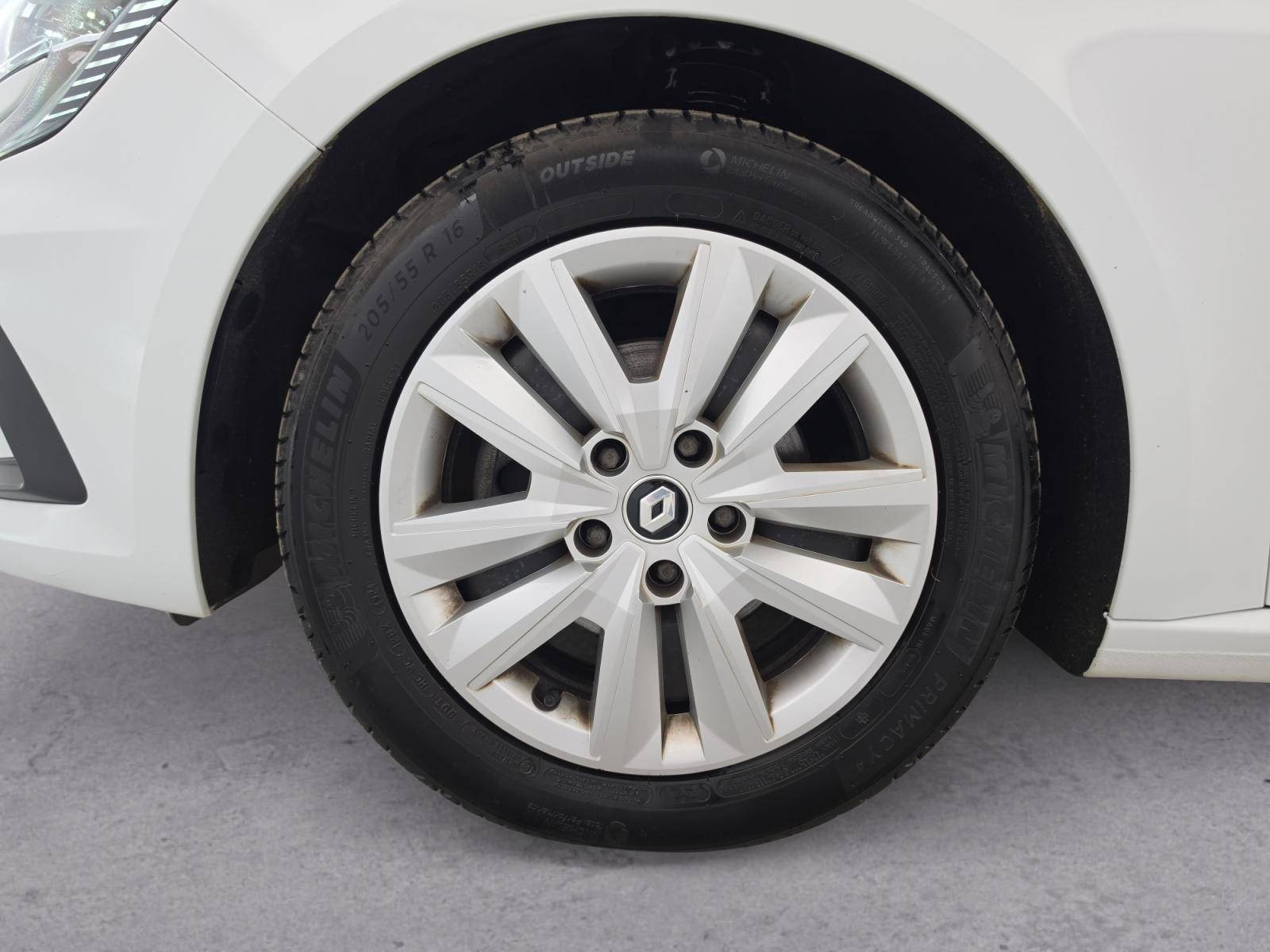Vente en ligne Renault Megane 4  BLUE DCI 115 au prix de 13 900 €