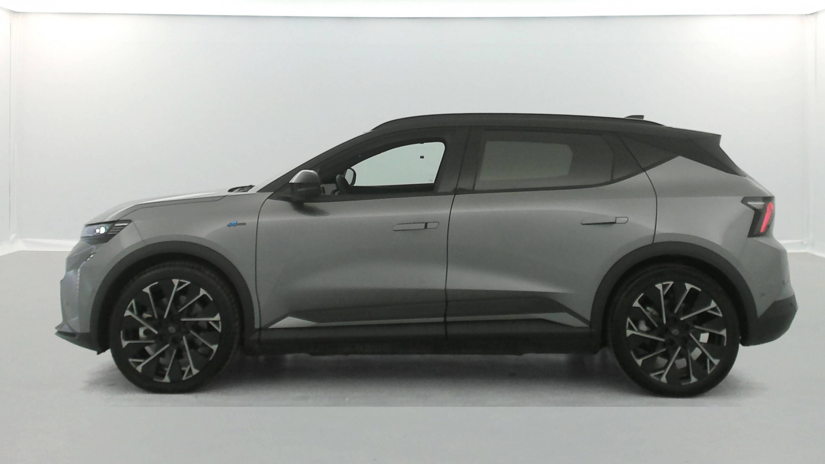 Vente en ligne Renault Scenic E-Tech Scenic E-Tech électrique 220 ch grande autonomie au prix de 42 490 €