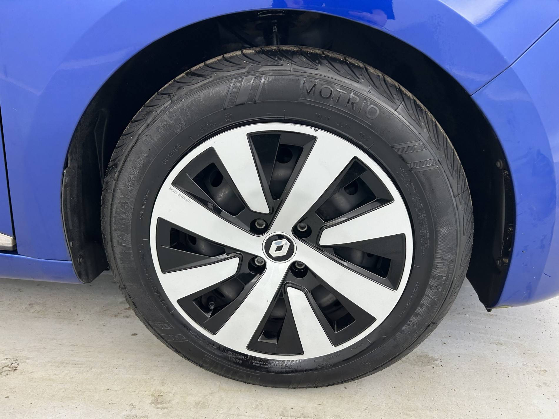 Vente en ligne Renault Clio 5 Clio TCe 90 au prix de 13 950 €
