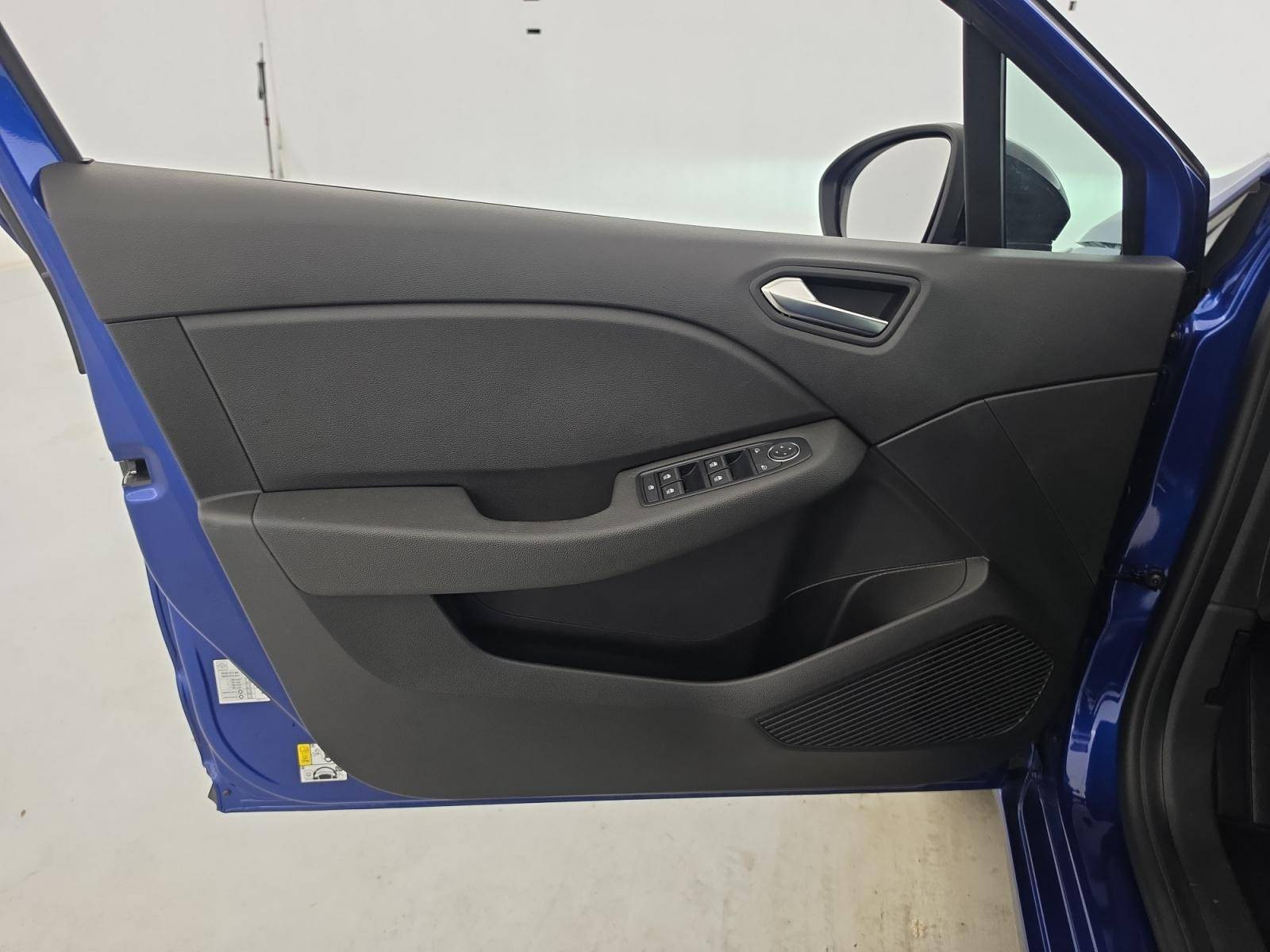 Vente en ligne Renault Clio 5 Clio Blue dCi 100 ch GSR2 au prix de 18 490 €