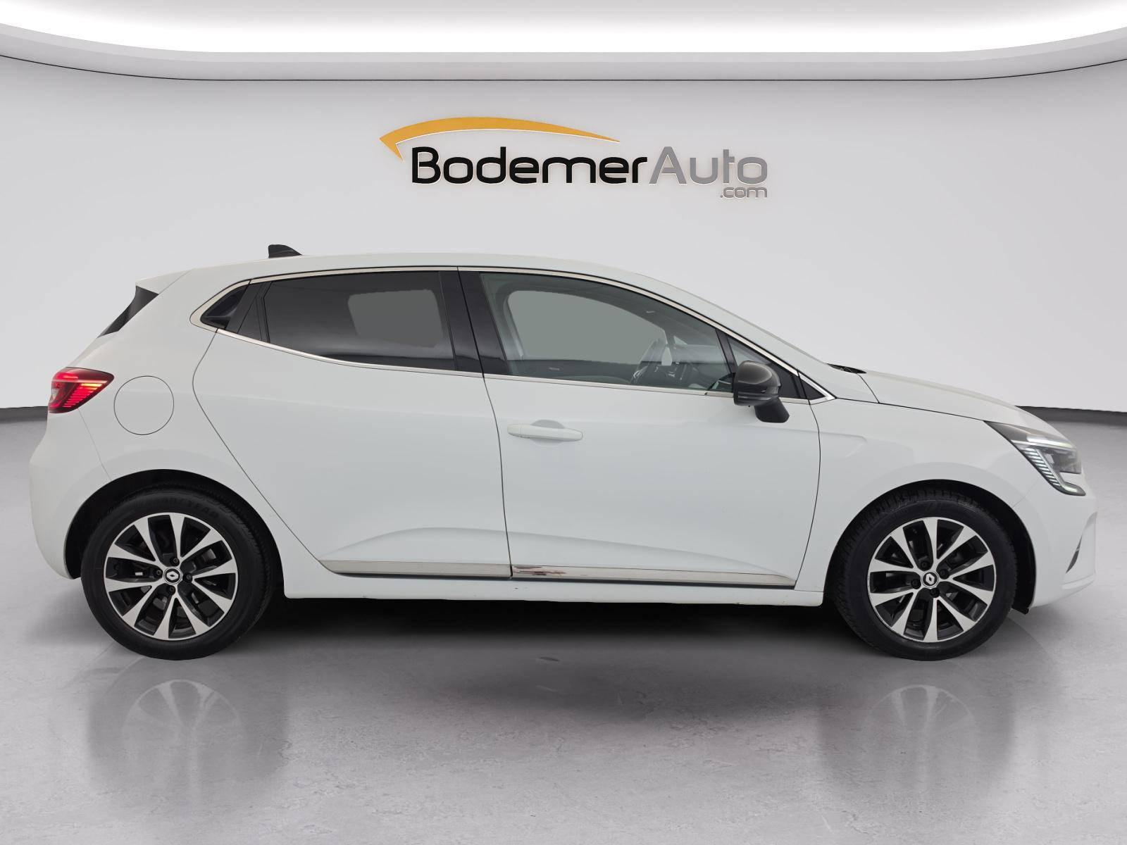 Vente en ligne Renault Clio 5 Clio TCe 90 au prix de 14 800 €