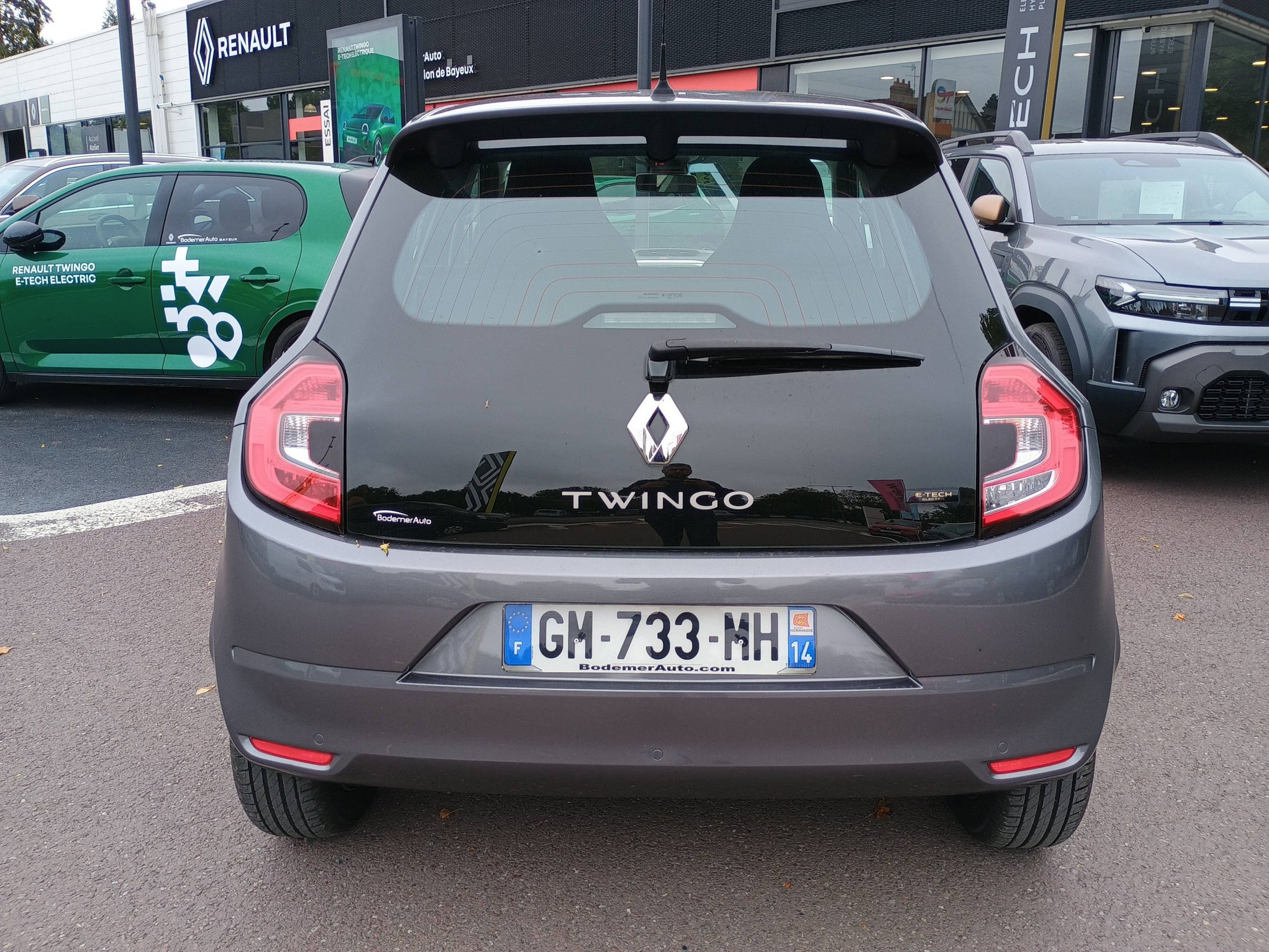 Vente en ligne Renault Twingo Electrique Twingo III E-Tech au prix de 12 990 €