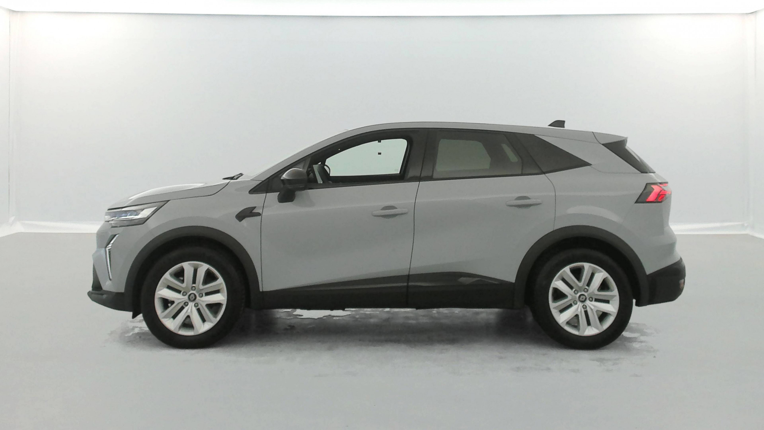Vente en ligne Renault Symbioz  E-Tech full hybrid 145 au prix de 25 890 €