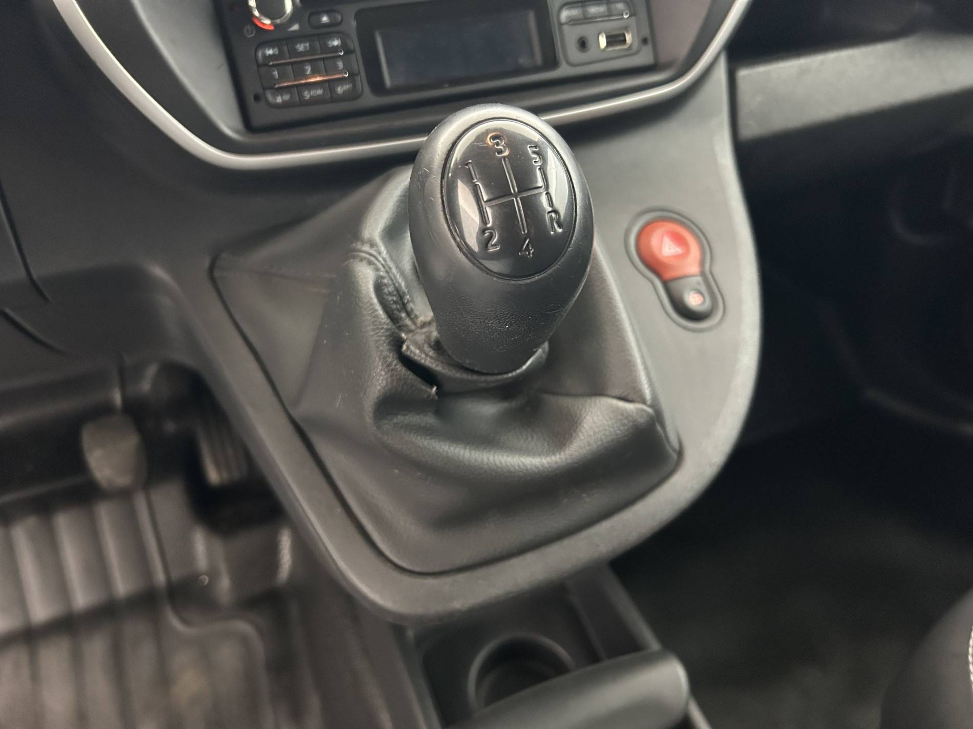 Vente en ligne Renault Kangoo Express  1.5 DCI 90 ENERGY au prix de 9 490 €