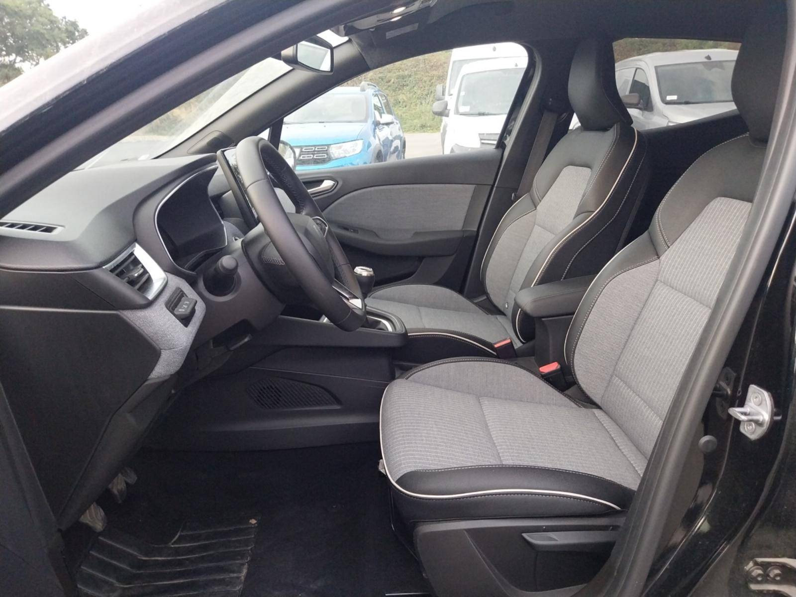 Vente en ligne Renault Clio 5 Clio TCe 90 ch GSR2 au prix de 17 730 €