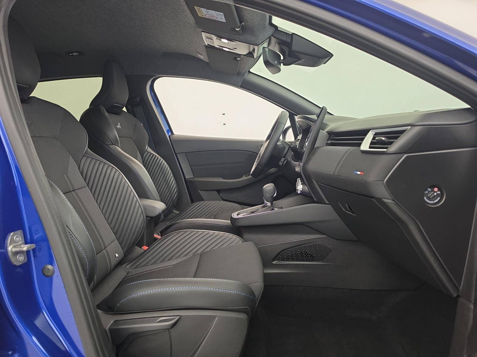 Vente en ligne Renault Clio 5 Clio E-Tech full hybrid 145 au prix de 21 500 €