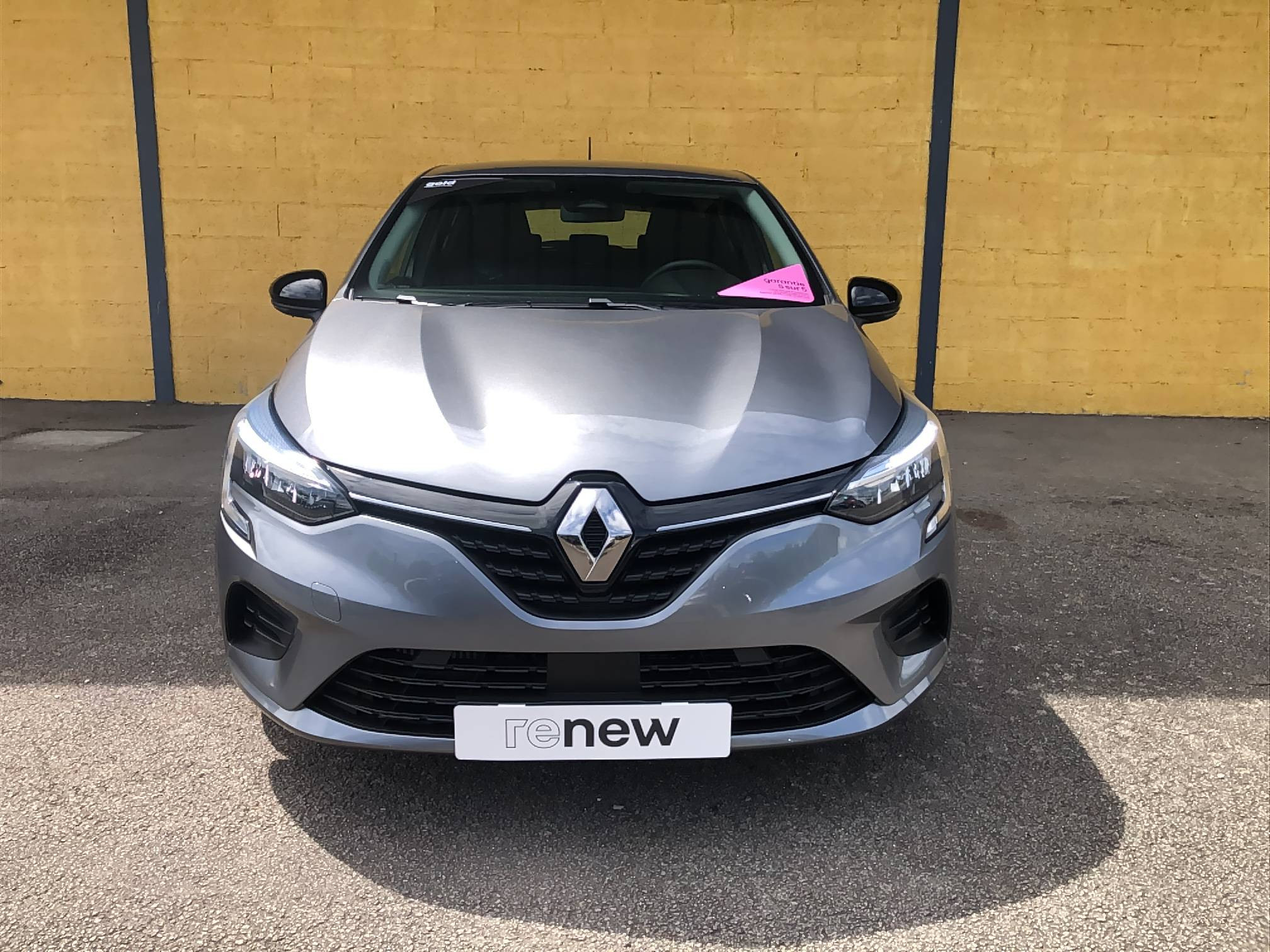 Vente en ligne Renault Clio 5 Clio TCe 90 au prix de 14 990 €
