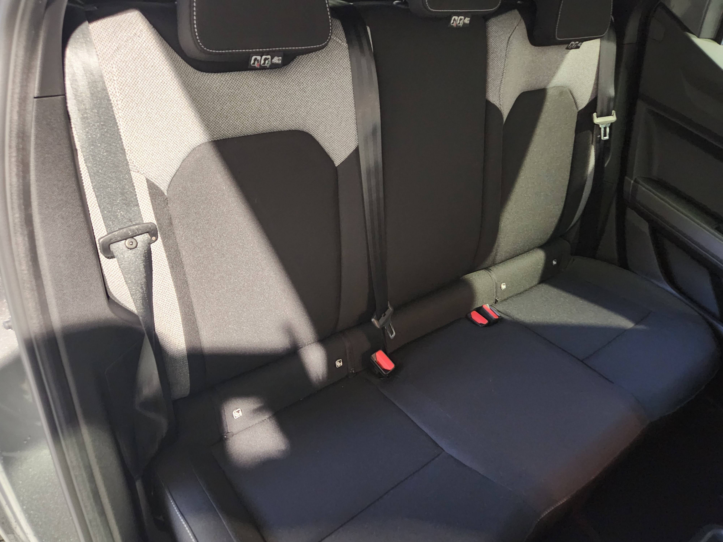 Vente en ligne Dacia Duster  Hybrid 155 au prix de 29 650 €