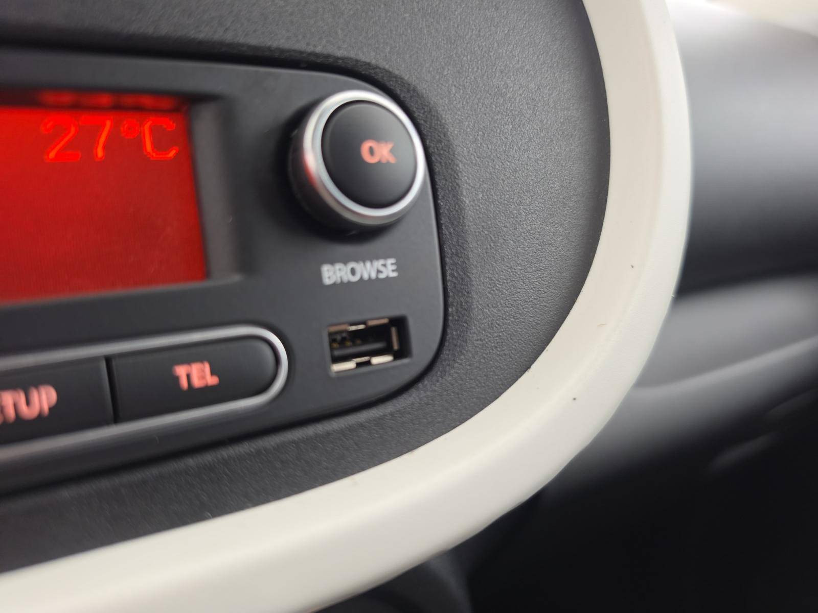 Vente en ligne Renault Twingo Electrique Twingo III E-Tech au prix de 12 490 €