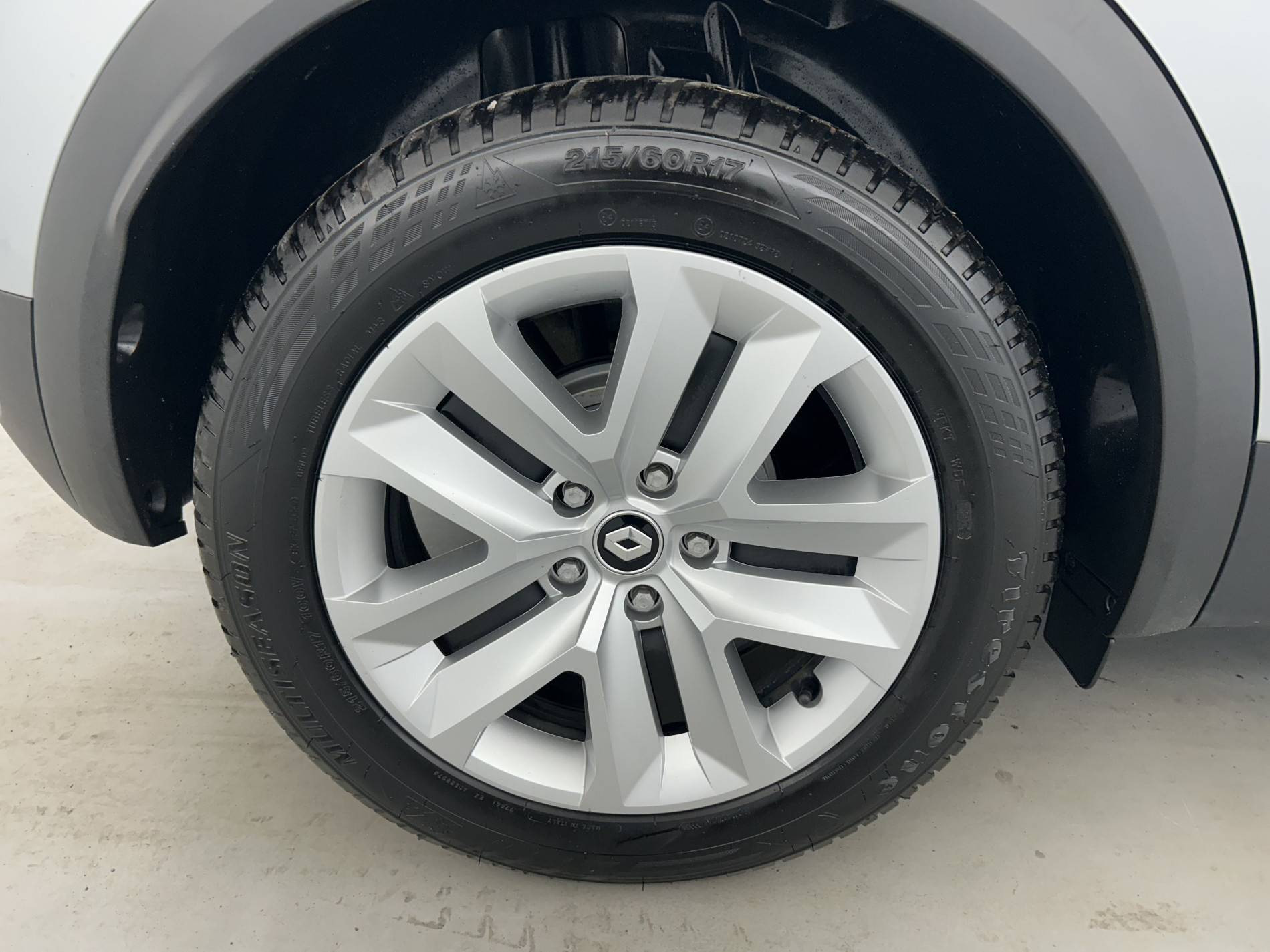 Vente en ligne Renault Captur  E-Tech 145 - 21 au prix de 18 291 €