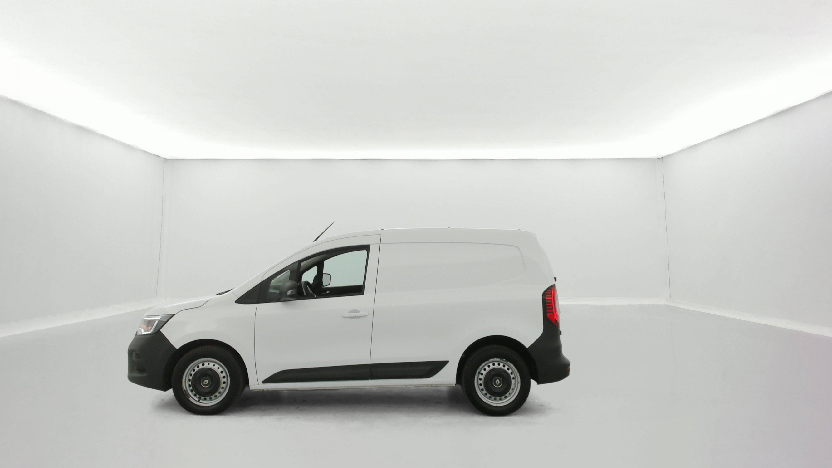 Vente en ligne Renault Kangoo Van  BLUE DCI 95 au prix de 12 990 €