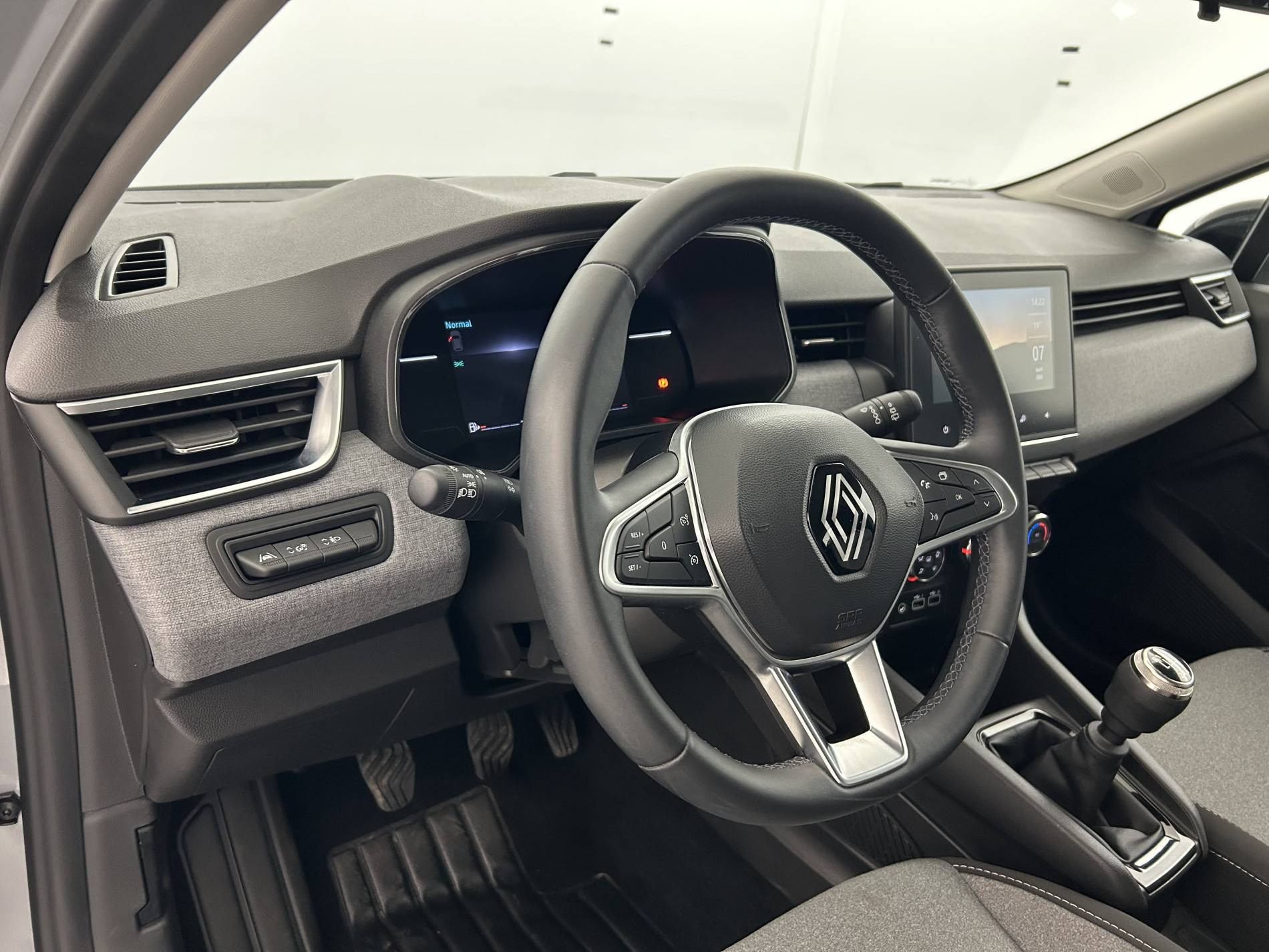 Vente en ligne Renault Clio 5 Clio TCe 90 ch GSR2 au prix de 15 790 €