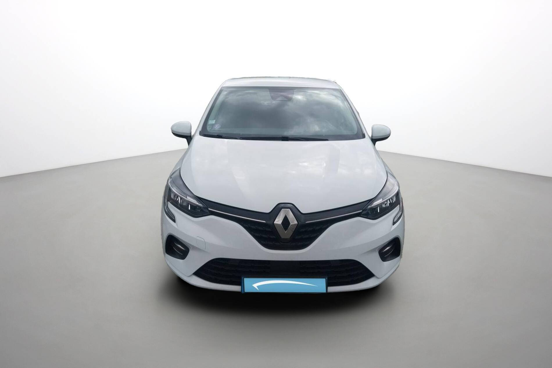 Vente en ligne Renault Clio 5 Clio E-Tech 140 - 21N au prix de 16 590 €