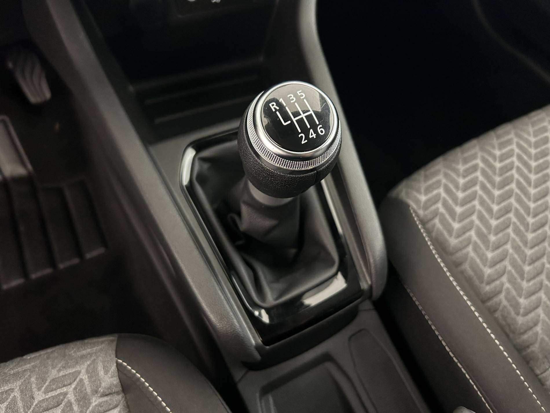 Vente en ligne Renault Clio 5 Clio TCe 90 au prix de 14 990 €