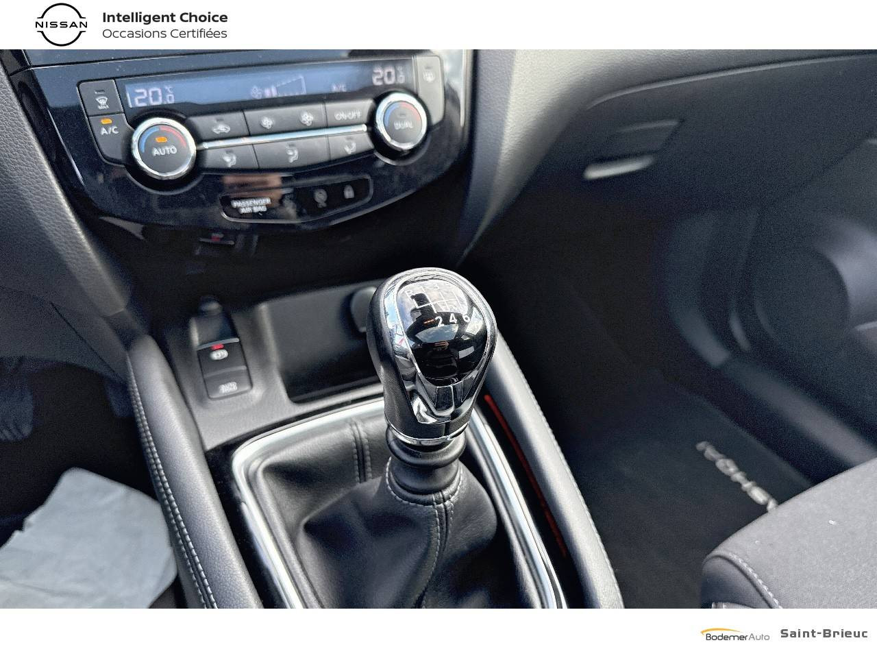 Vente en ligne Nissan Qashqai Qashqai 1.5 dCi 115 au prix de 16 990 €