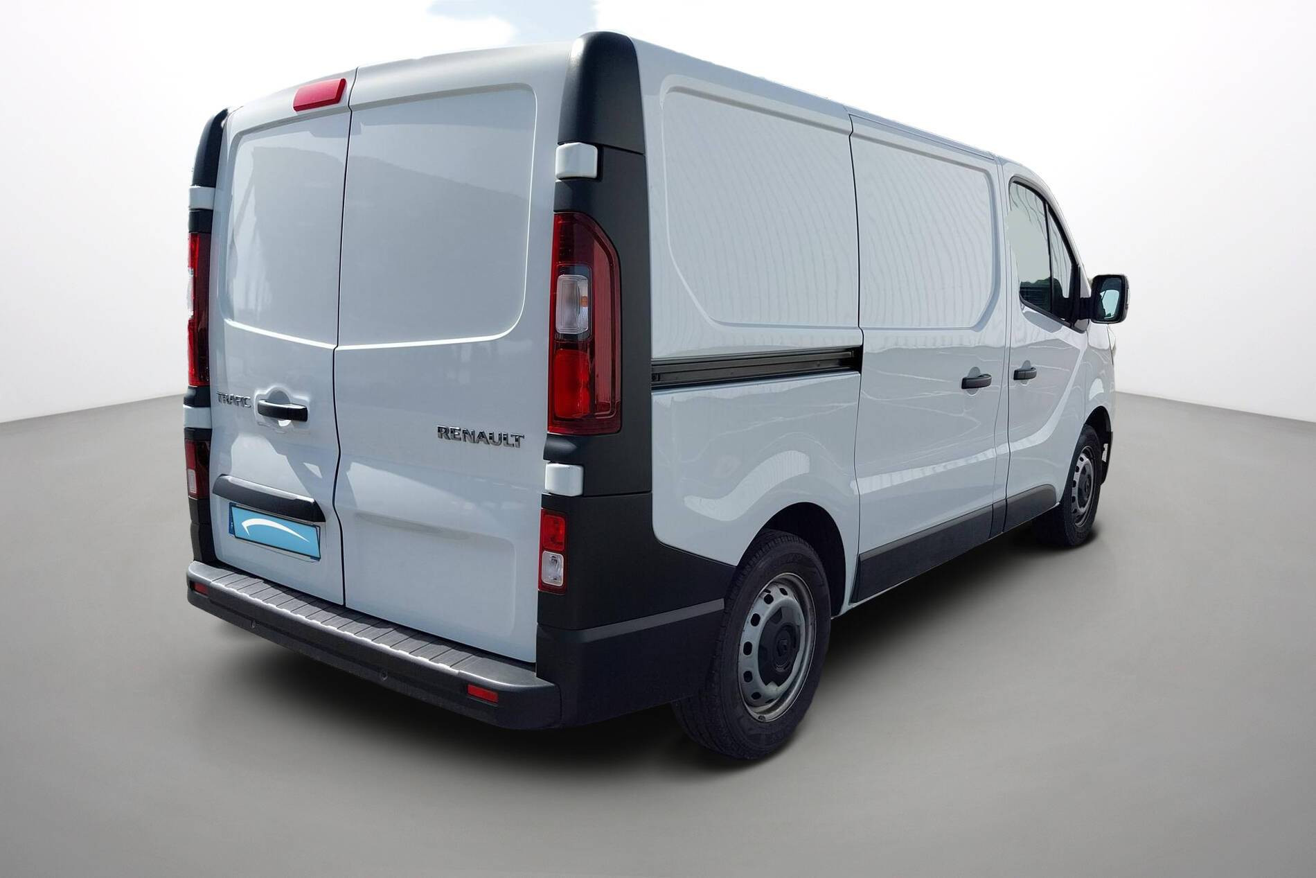 Vente en ligne Renault Trafic 3 Fourgon TRAFIC FGN L1H1 2800 KG BLUE DCI 110 au prix de 18 990 €