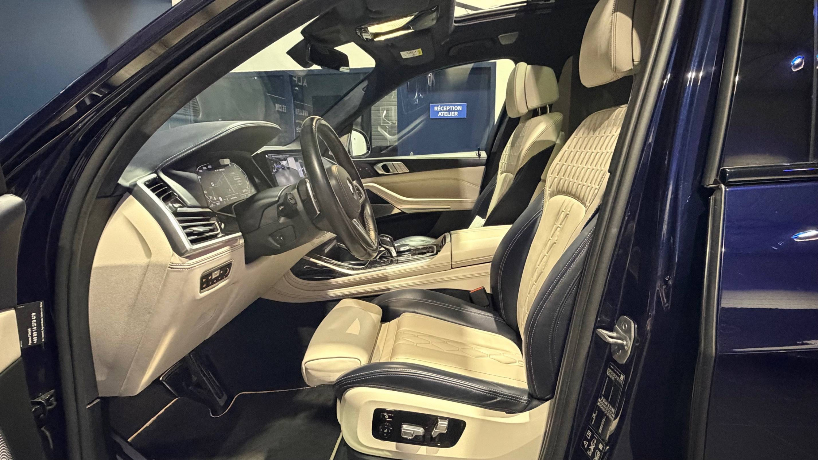 Vente en ligne Bmw X7 X7 M50i 530 ch BVA8 au prix de 72 990 €