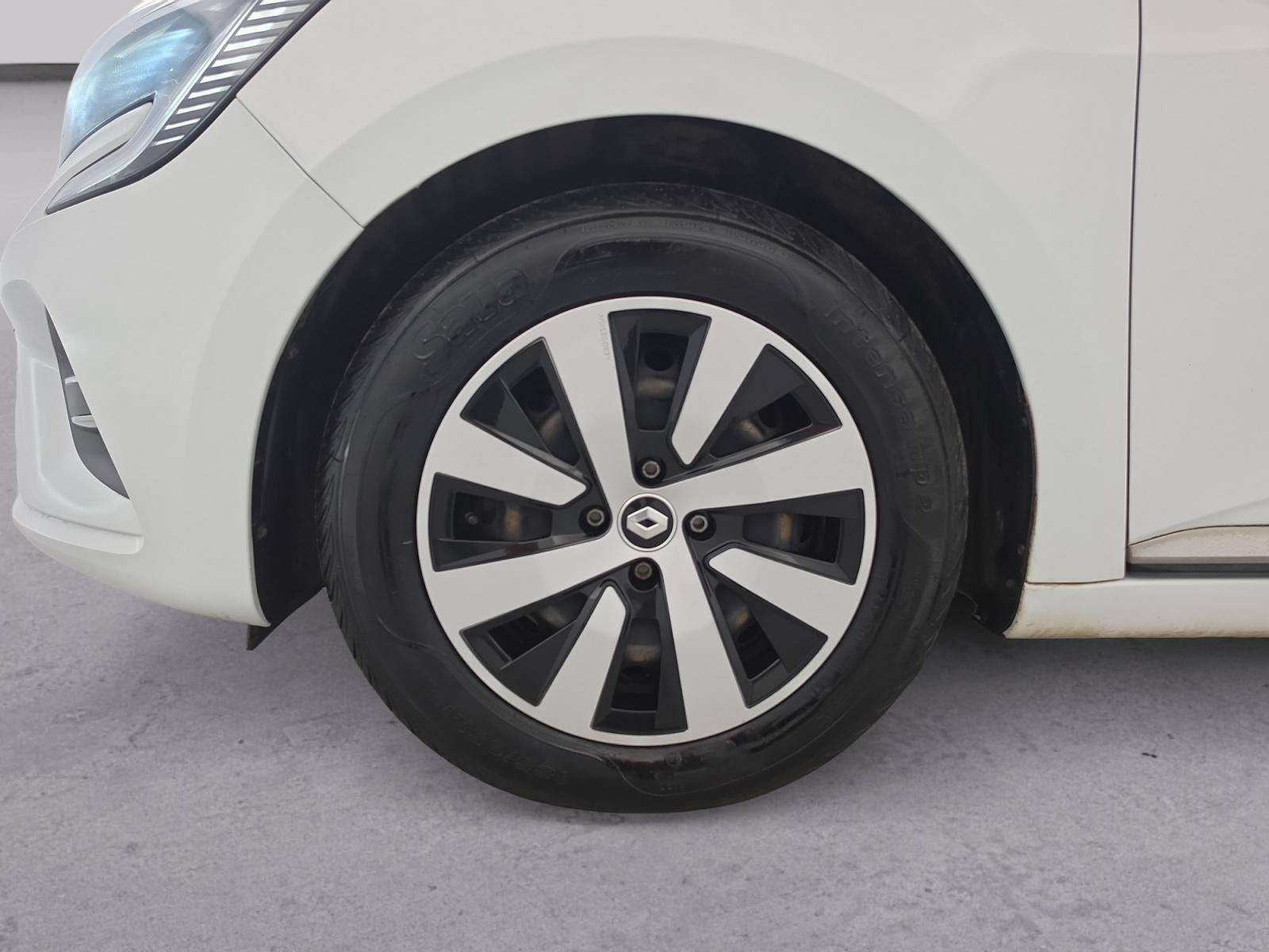 Vente en ligne Renault Clio 5 Clio TCe 90 au prix de 13 750 €