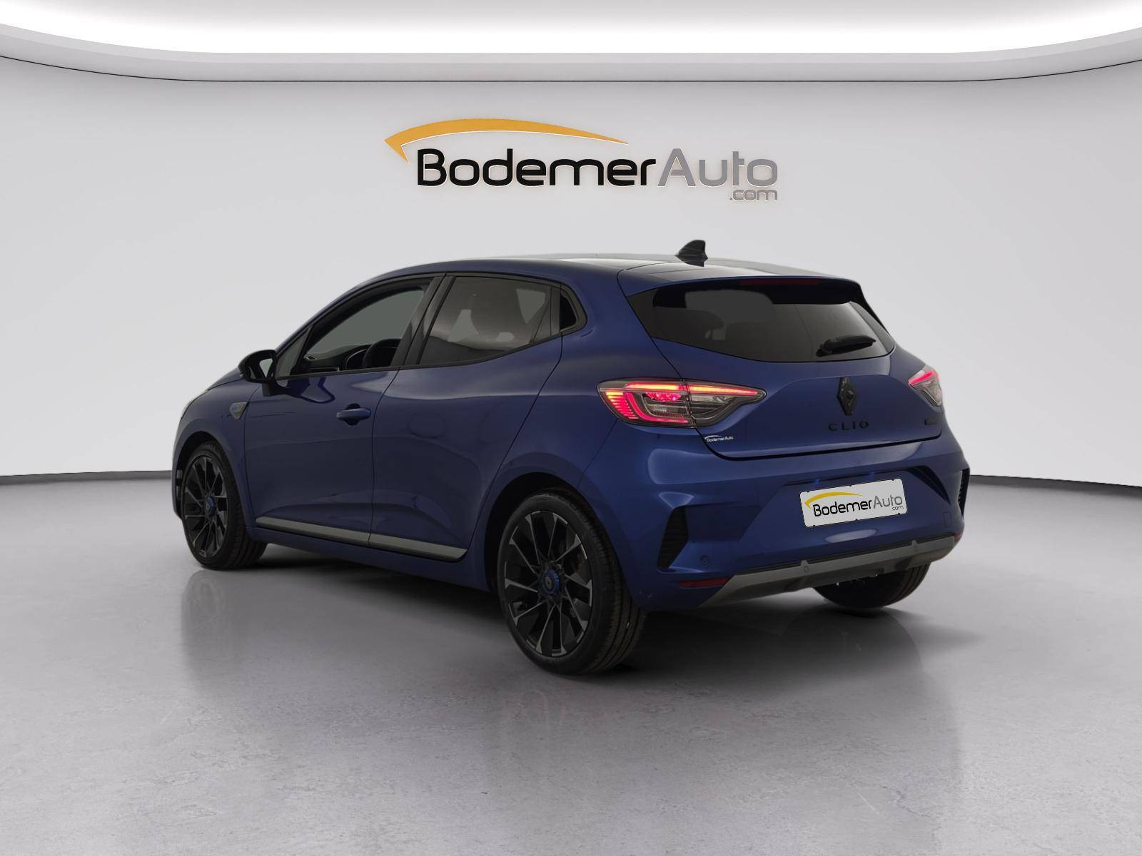 Vente en ligne Renault Clio 5 Clio E-Tech full hybrid 145 au prix de 21 500 €