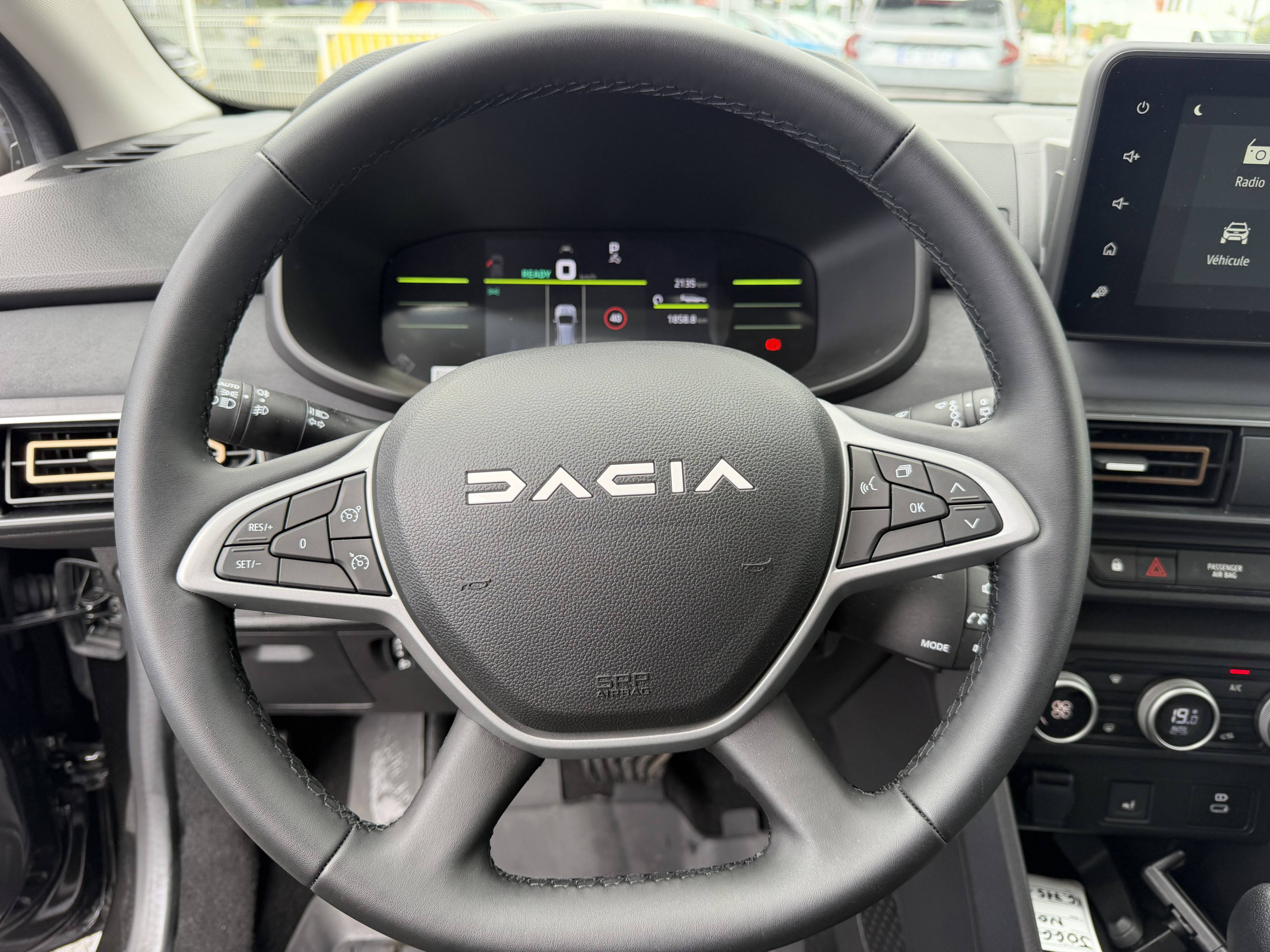 Vente en ligne Dacia Jogger  Hybrid 140 7 places GSR2 au prix de 25 990 €