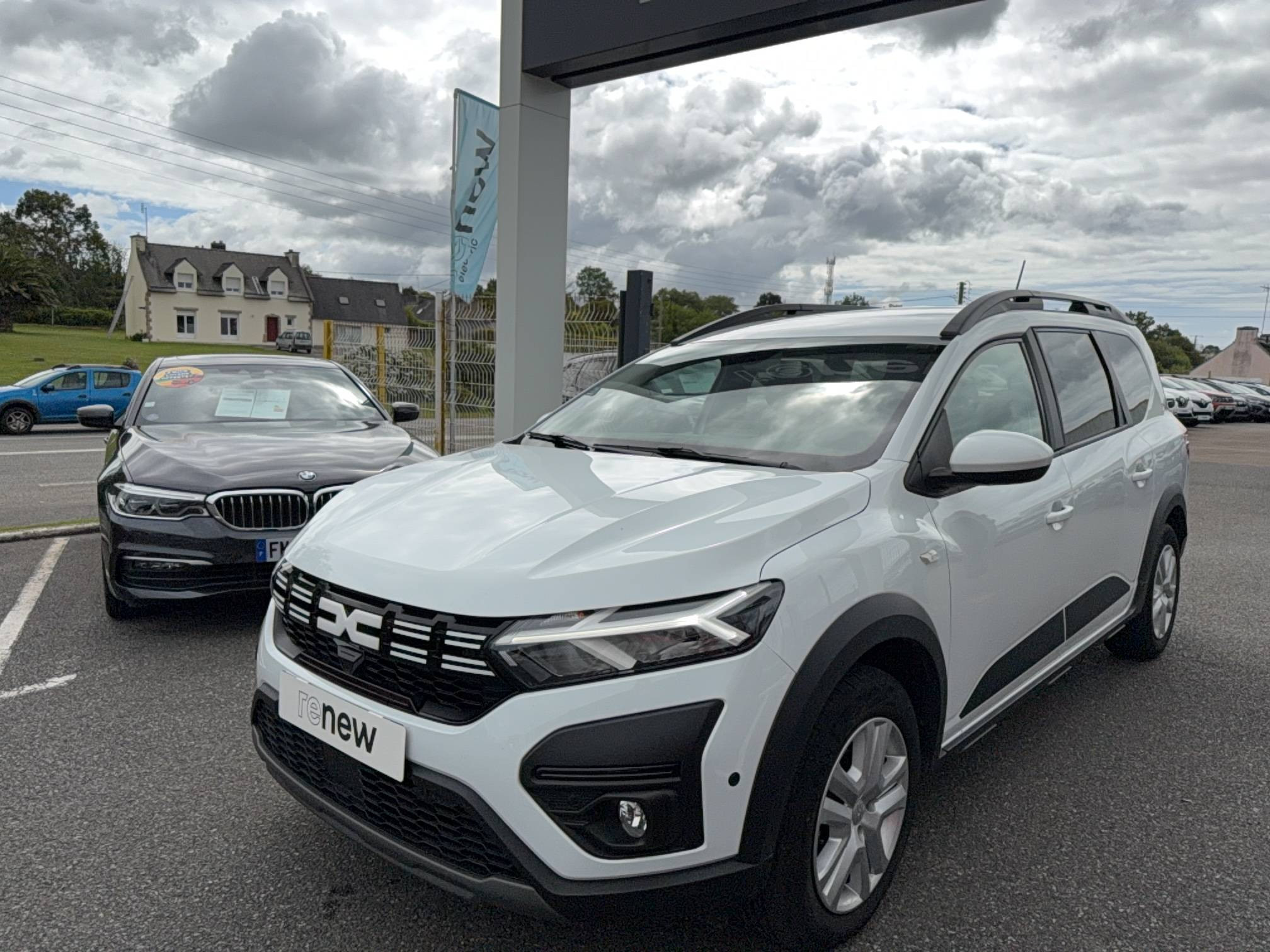 Dacia Jogger  Hybrid 140 5 places occasion de 2023 en vente à Concarneau
