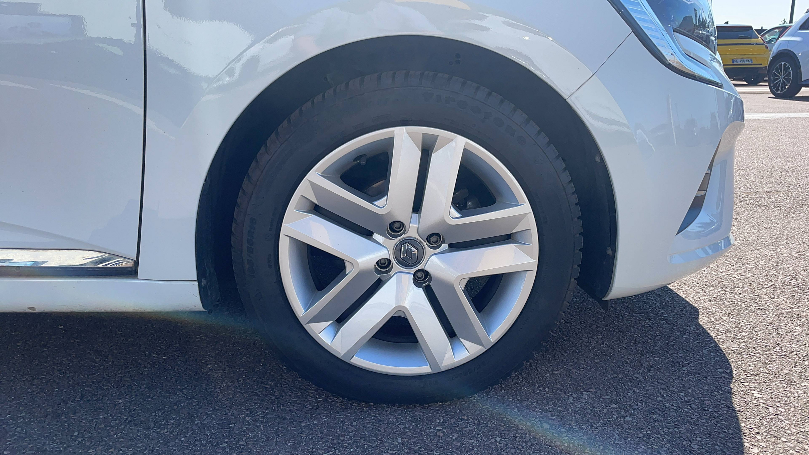 Vente en ligne Renault Clio 5 Clio TCe 90 X-Tronic - 21N au prix de 14 991 €