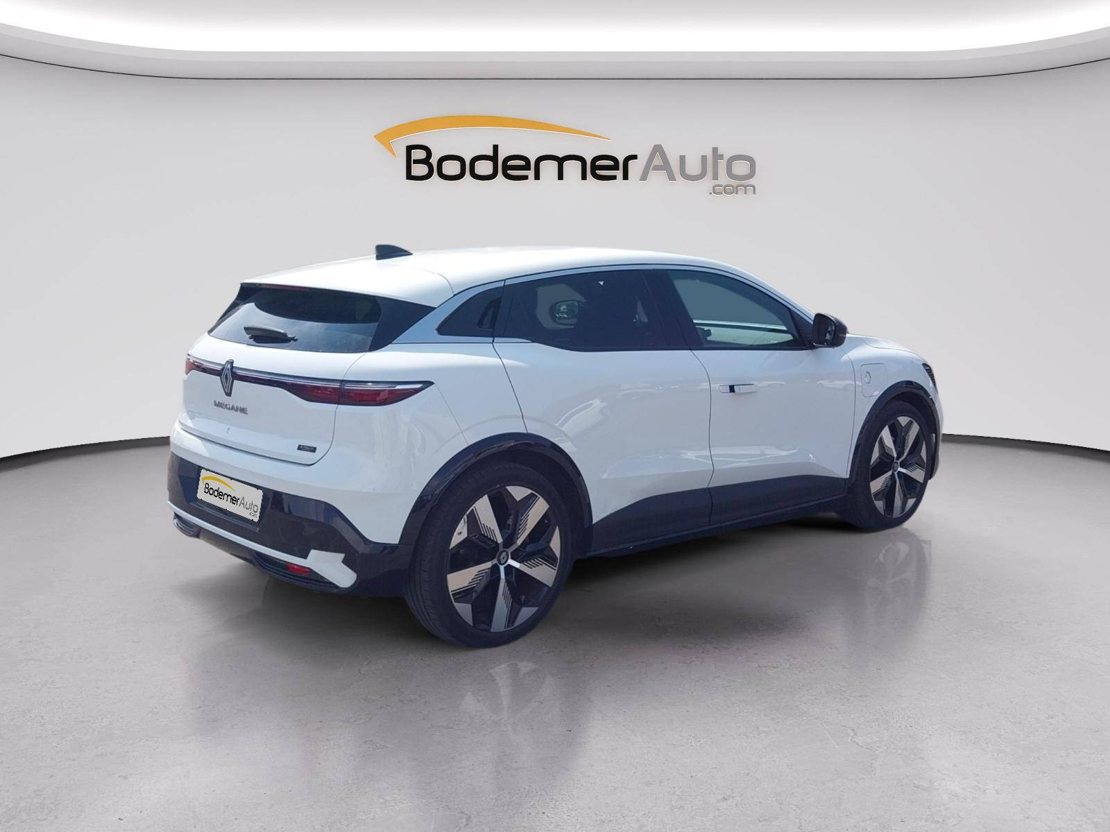 Vente en ligne Renault Megane E-Tech  EV60 220 ch super charge au prix de 27 990 €