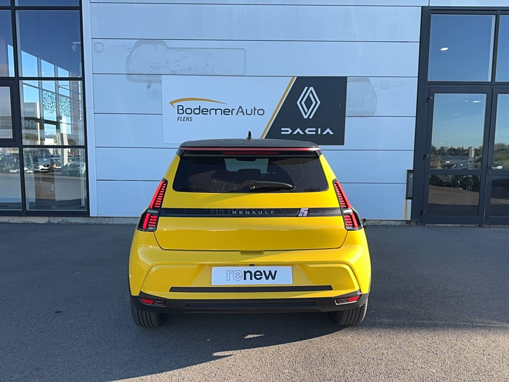 Vente en ligne Renault R5 E-Tech  150 ch autonomie confort au prix de 36 240 €
