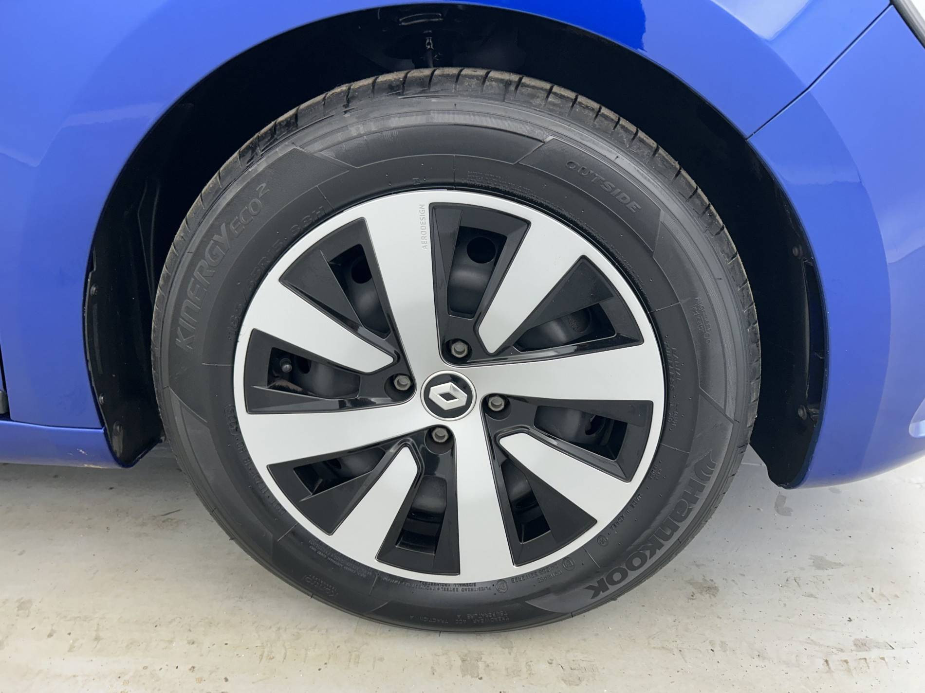 Vente en ligne Renault Clio 5 Clio TCe 90 au prix de 14 790 €